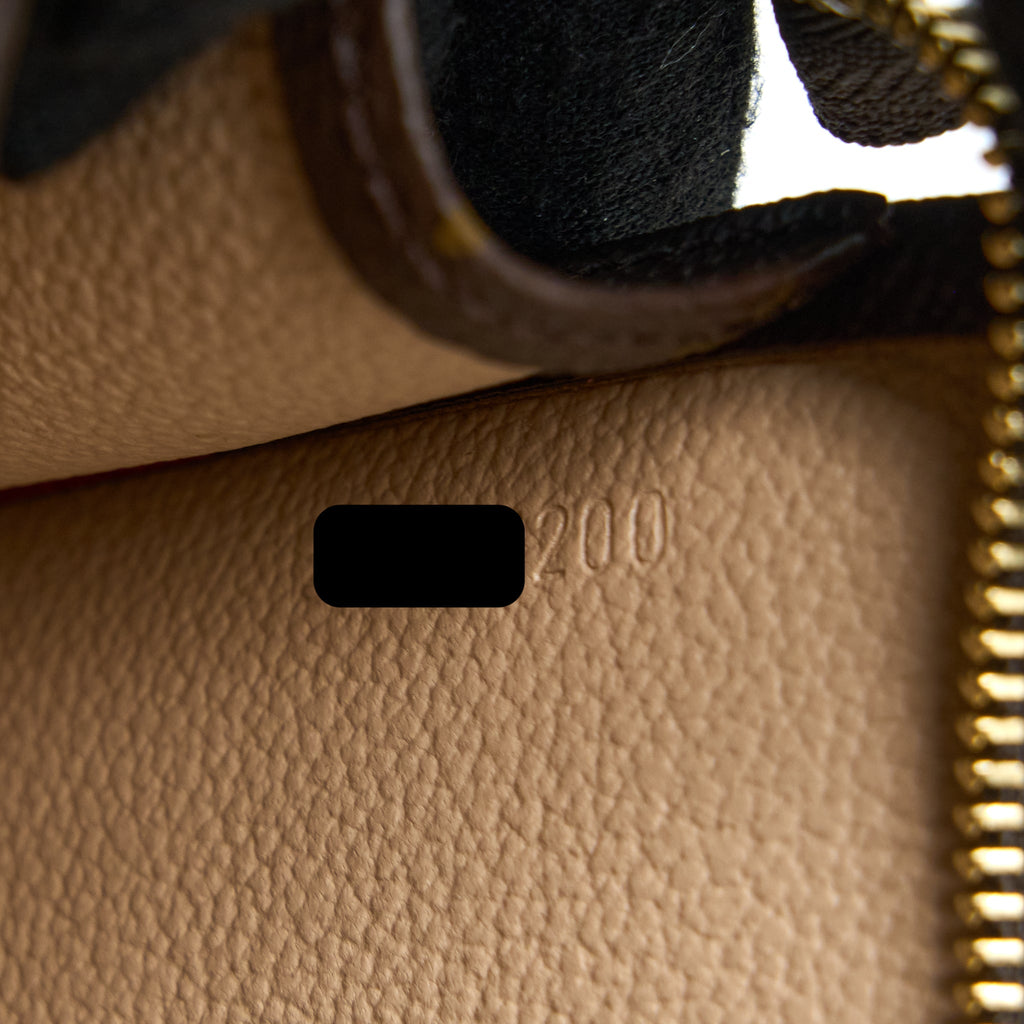 LOUIS VUITTON TOILETRY POCHETTE 26 GAME ON HEART MONOGRAM CANVAS GHW