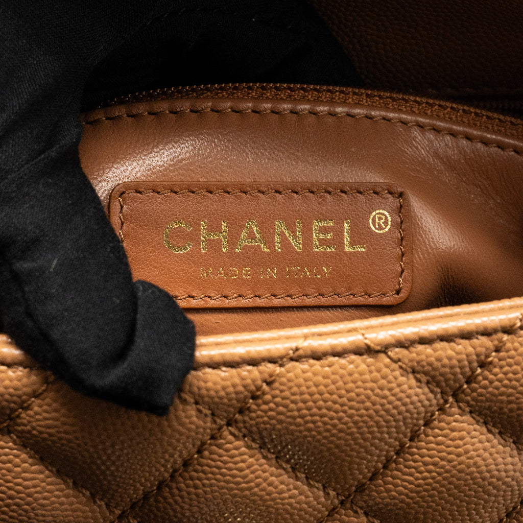 CHANEL 21P SMALL COCO HANDLE CAVIAR CARAMEL LGHW