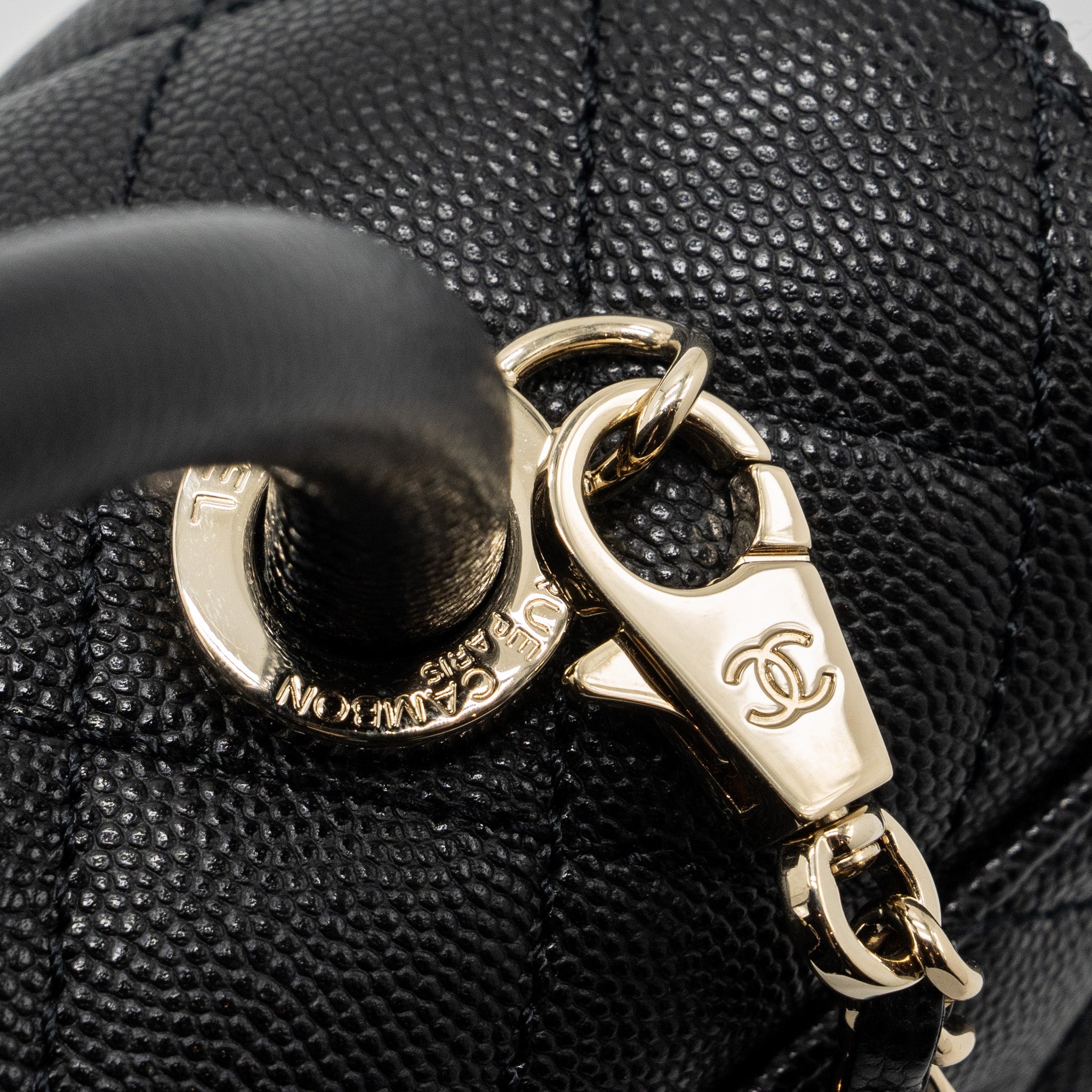 CHANEL SMALL COCO HANDLE CAVIAR BLACK LGHW  (MICROCHIP)