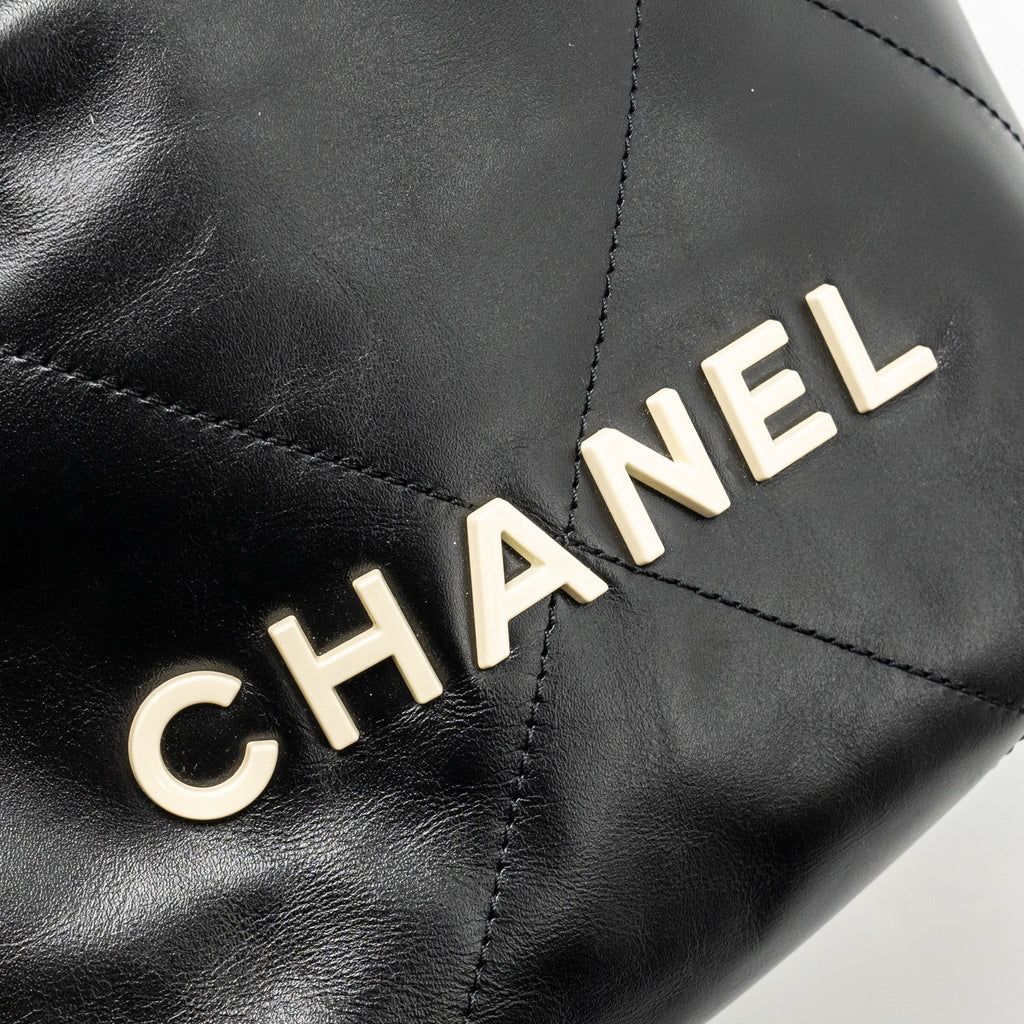 CHANEL MINI 22 BAG SHINY CALFSKIN BLACK GHW (MICROCHIP)