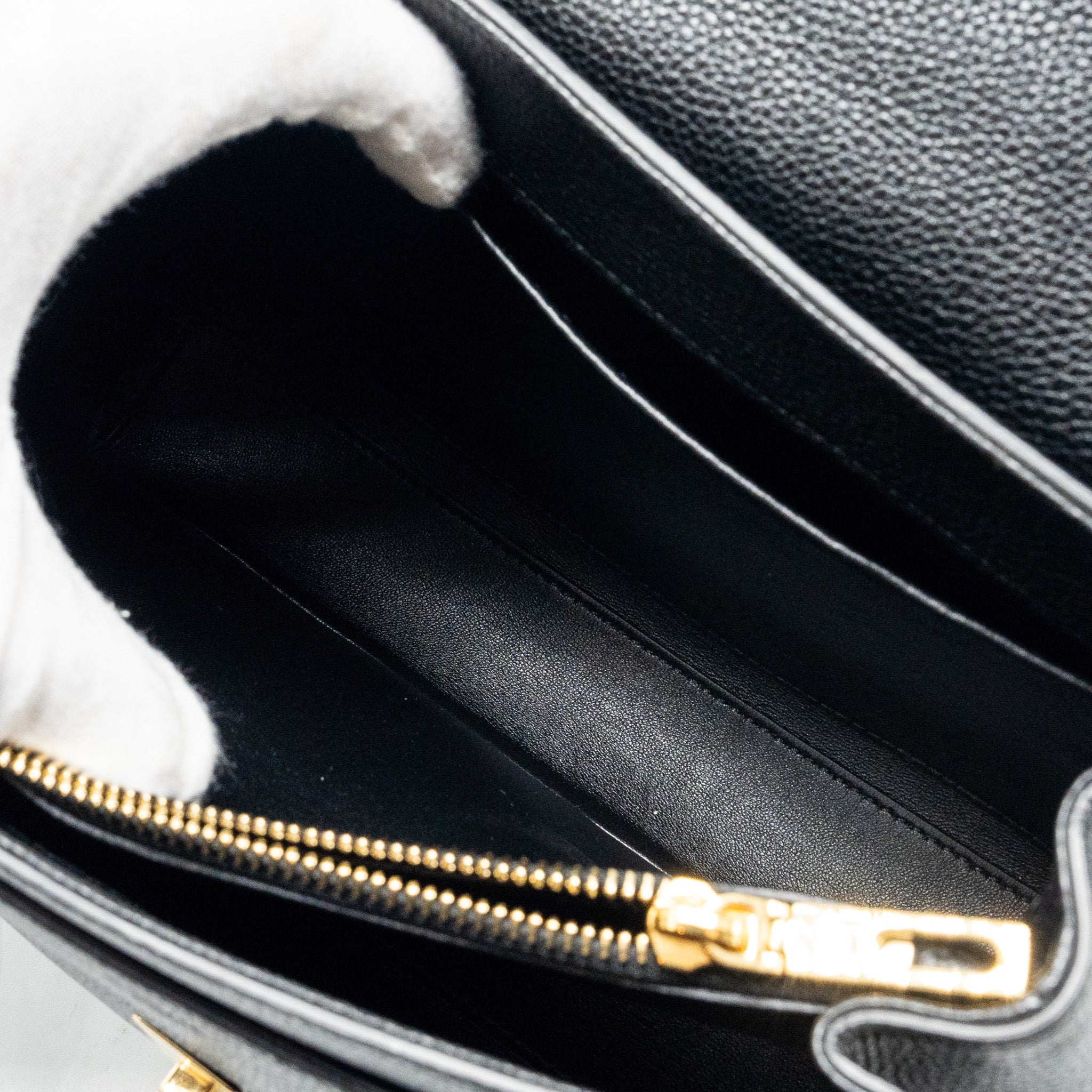 CELINE SMALL 16 BAG GRAINED CALFSKIN BLACK GHW