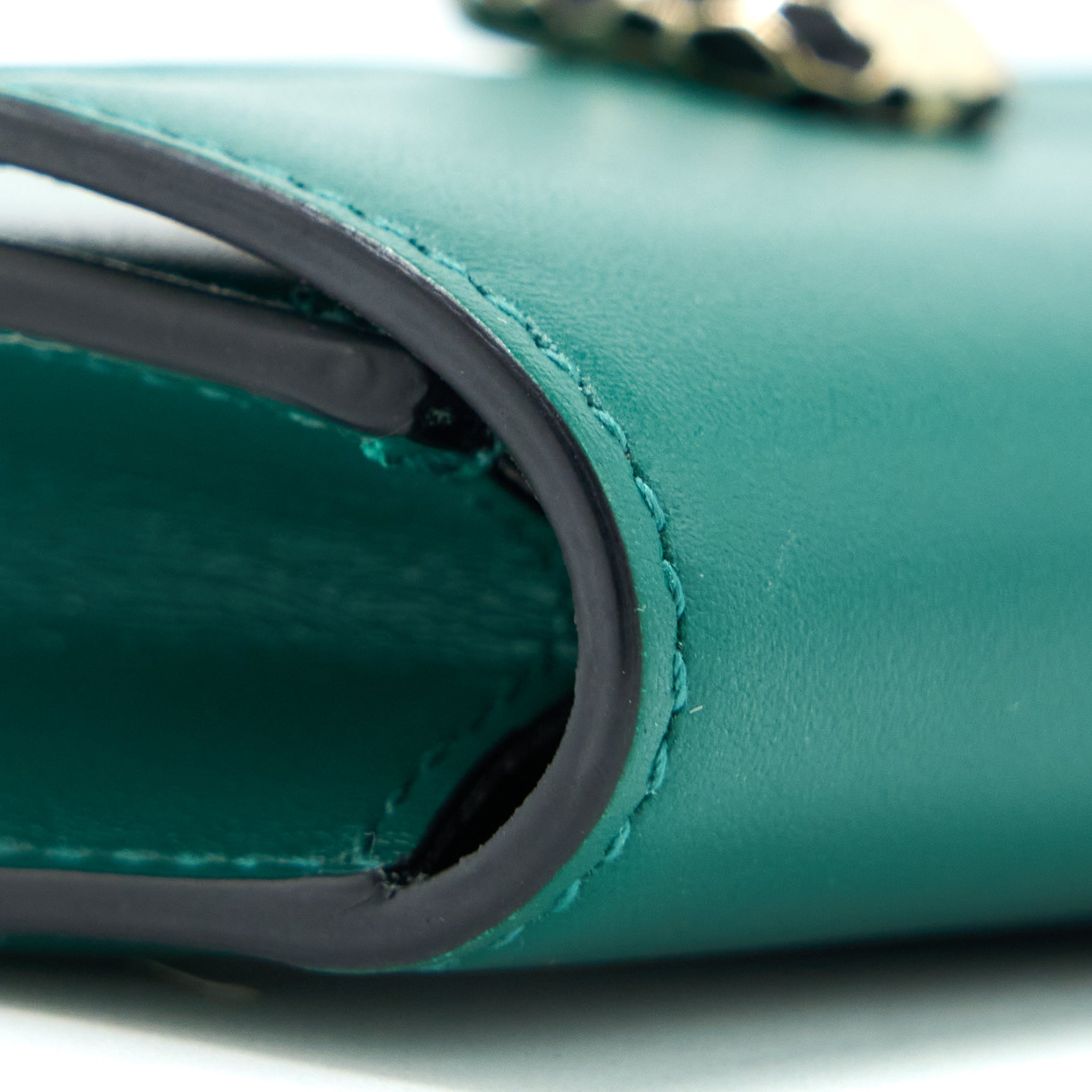 BVLGARI SERPENTI FOREVER CARDHOLDER NECKLACE CALFSKIN GREEN