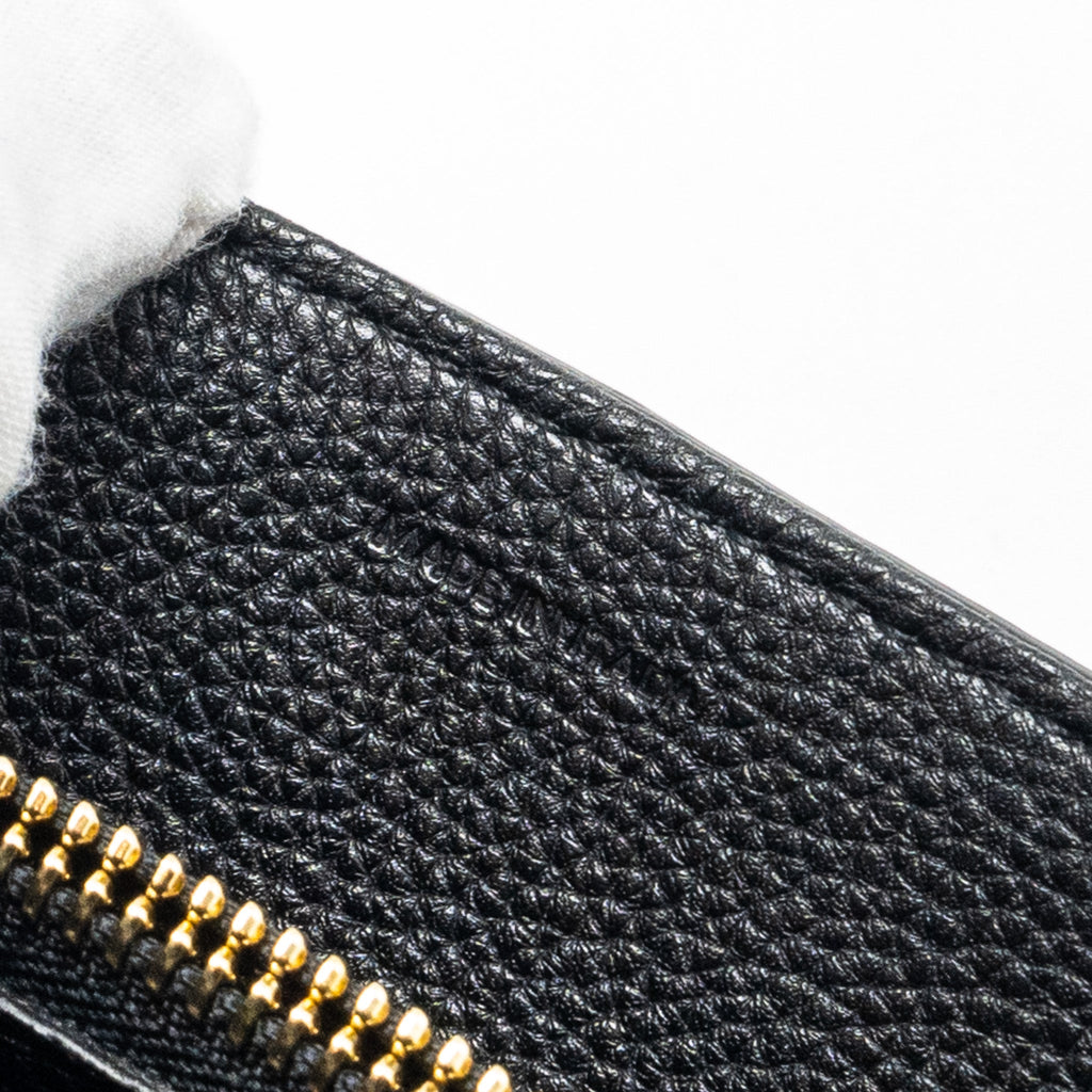 CELINE SMALL 16 BAG GRAINED CALFSKIN BLACK GHW