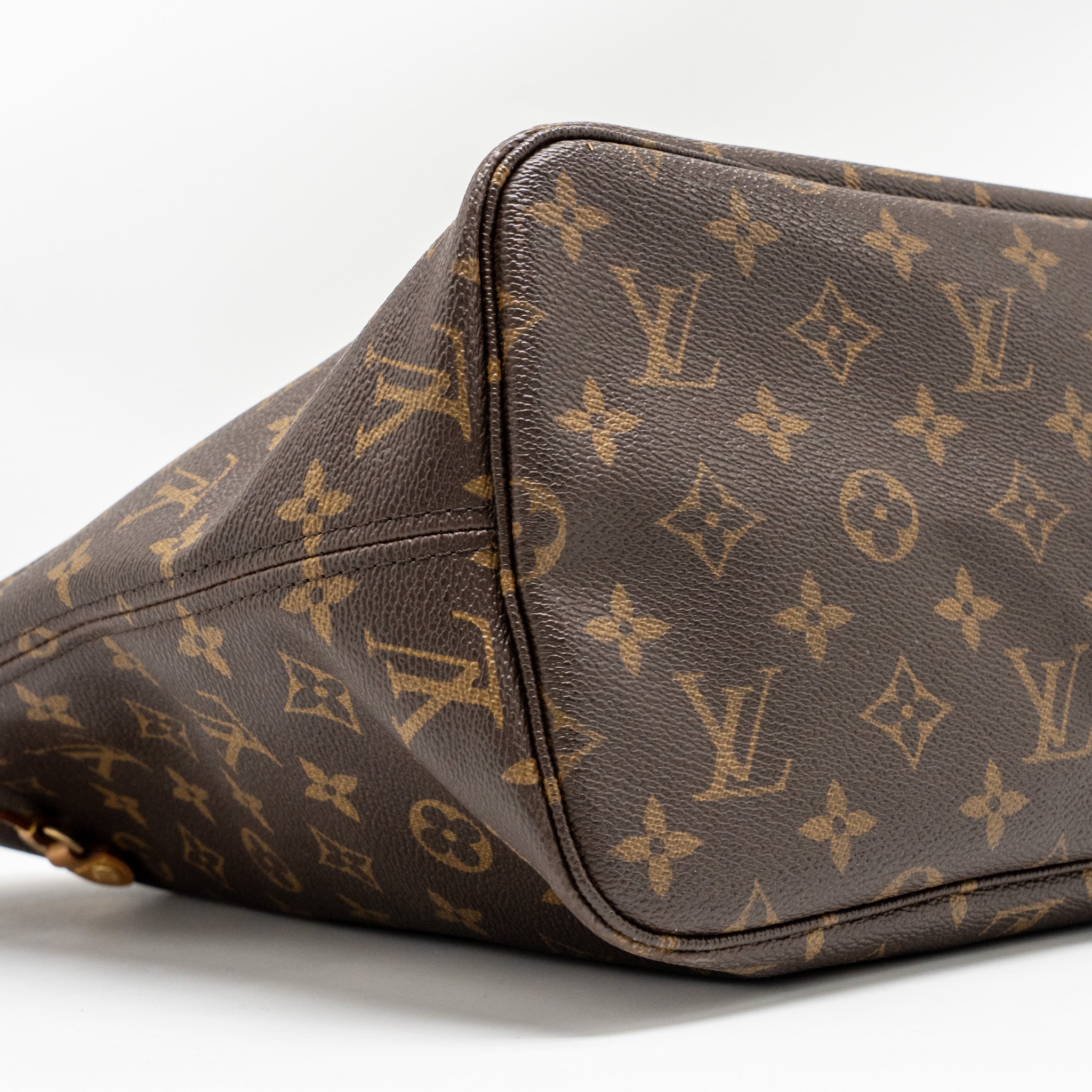 LOUIS VUITTON NEVERFULL MM MONOGRAM CANVAS GHW