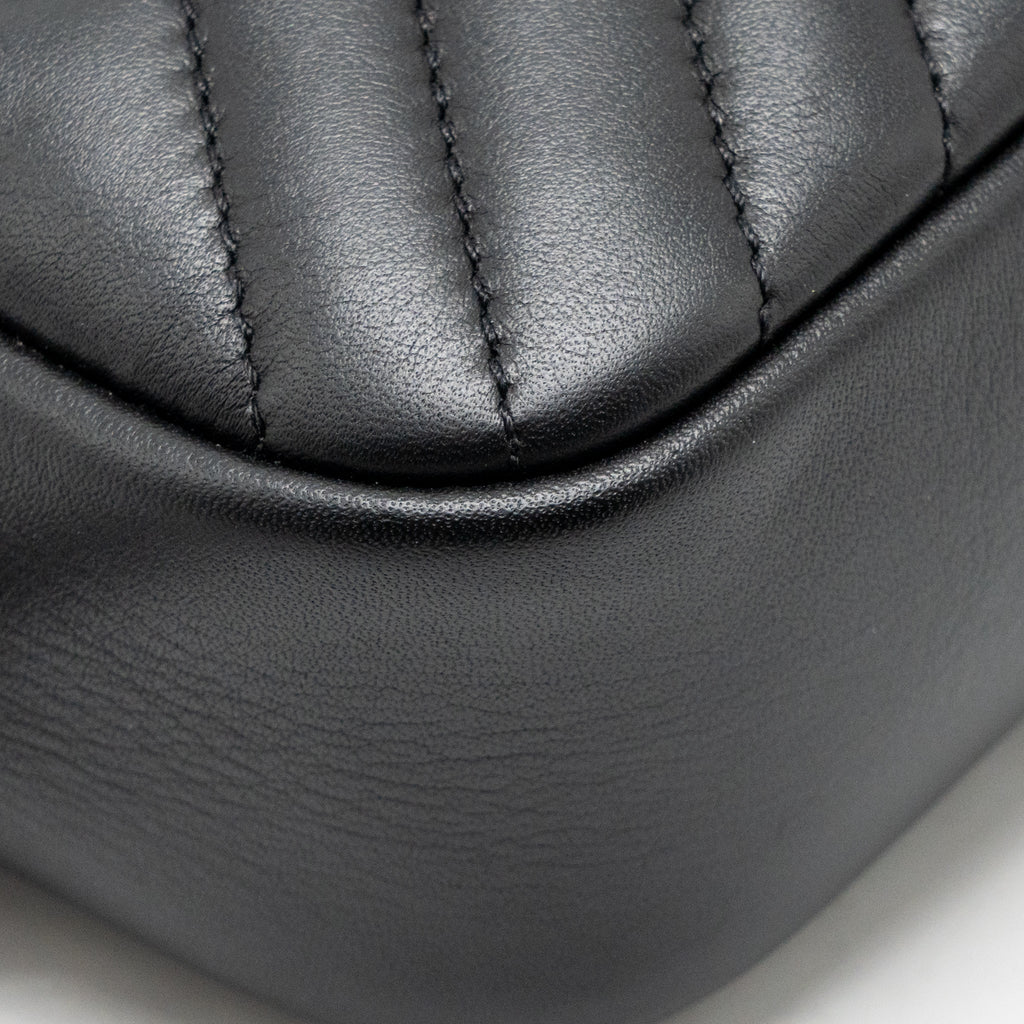 CHANEL DIAGONAL CHEVRON CAMERA BAG WITH DETAILED TASSEL CALFSKIN BLACK SHW