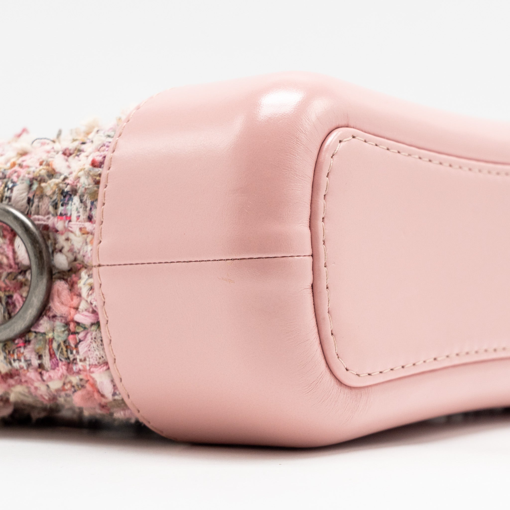 CHANEL SMALL GABRIELLE HOBO BAG TWEED/SHINY CALFSKIN PINK MULTICOLOURED HARDWARE