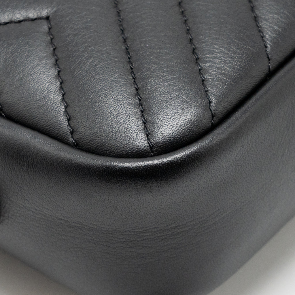 CHANEL DIAGONAL CHEVRON CAMERA BAG WITH DETAILED TASSEL CALFSKIN BLACK SHW