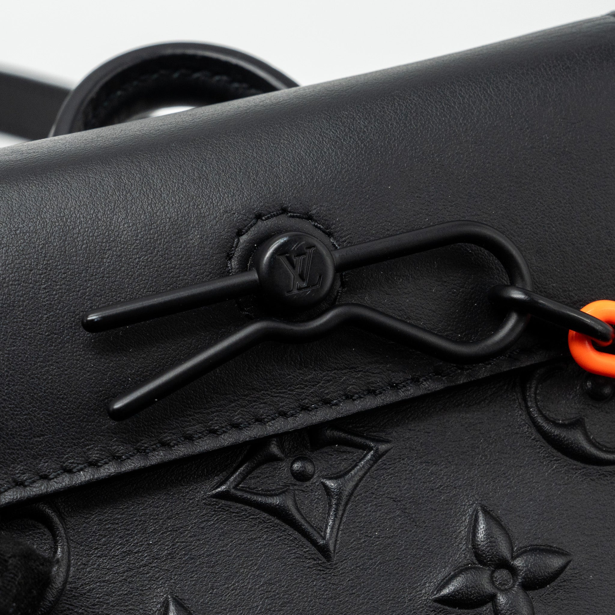 LOUIS VUITTON STEAMER XS CALFSKIN BLACK WITH BLACK HARDWARE(NEW VERSION)