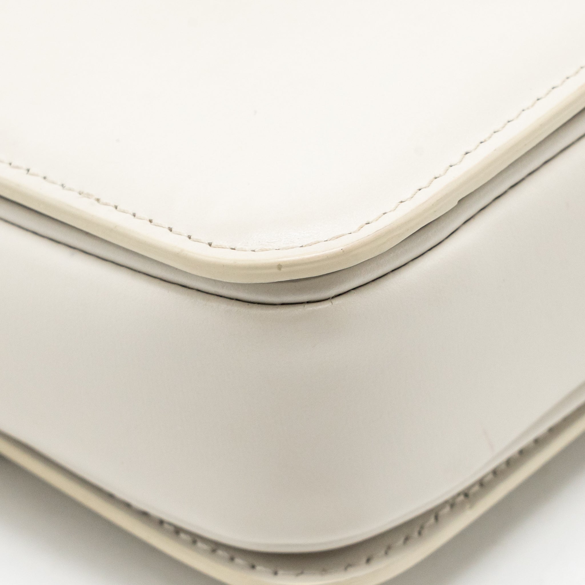 CELINE TEEN TRIOMPHE BAG CALFSKIN WHITE IVORY GHW