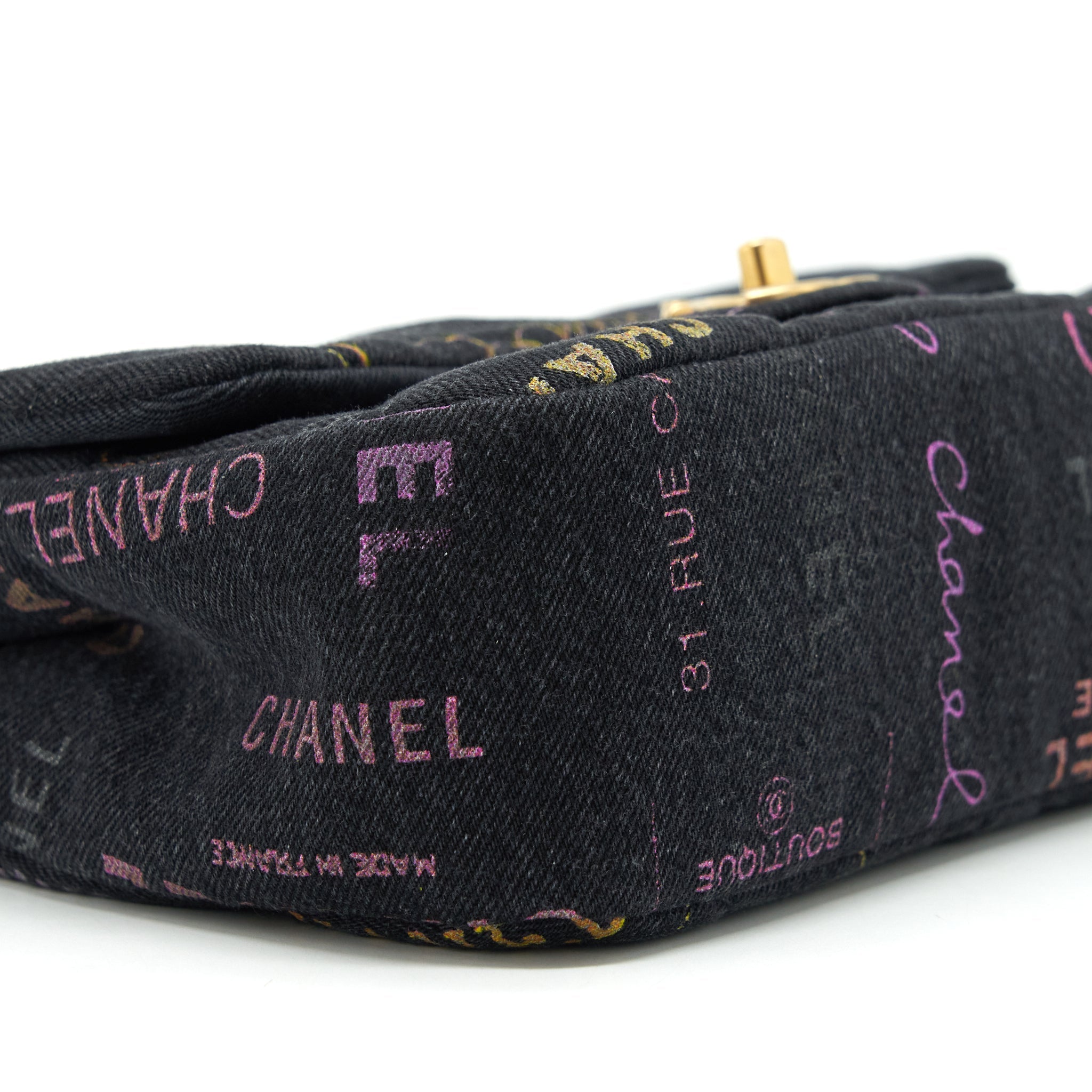 CHANEL 22P SMALL FLAP BAG 23CM DENIM BLACK GHW (MICROCHIP)