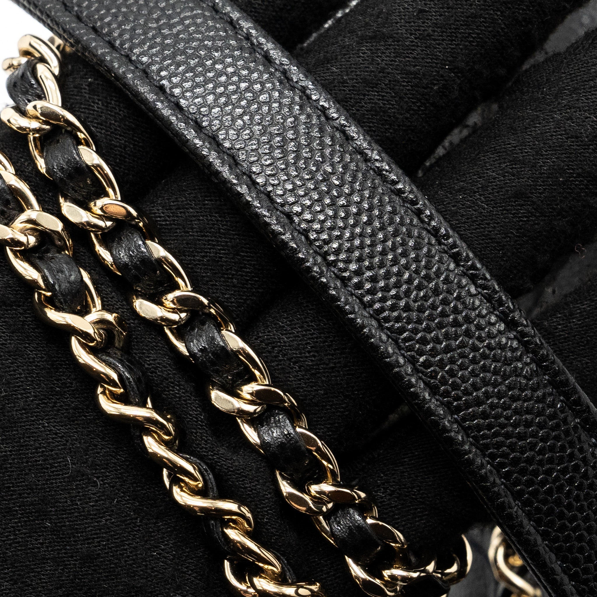 CHANEL SMALL COCO HANDLE CAVIAR BLACK LGHW  (MICROCHIP)