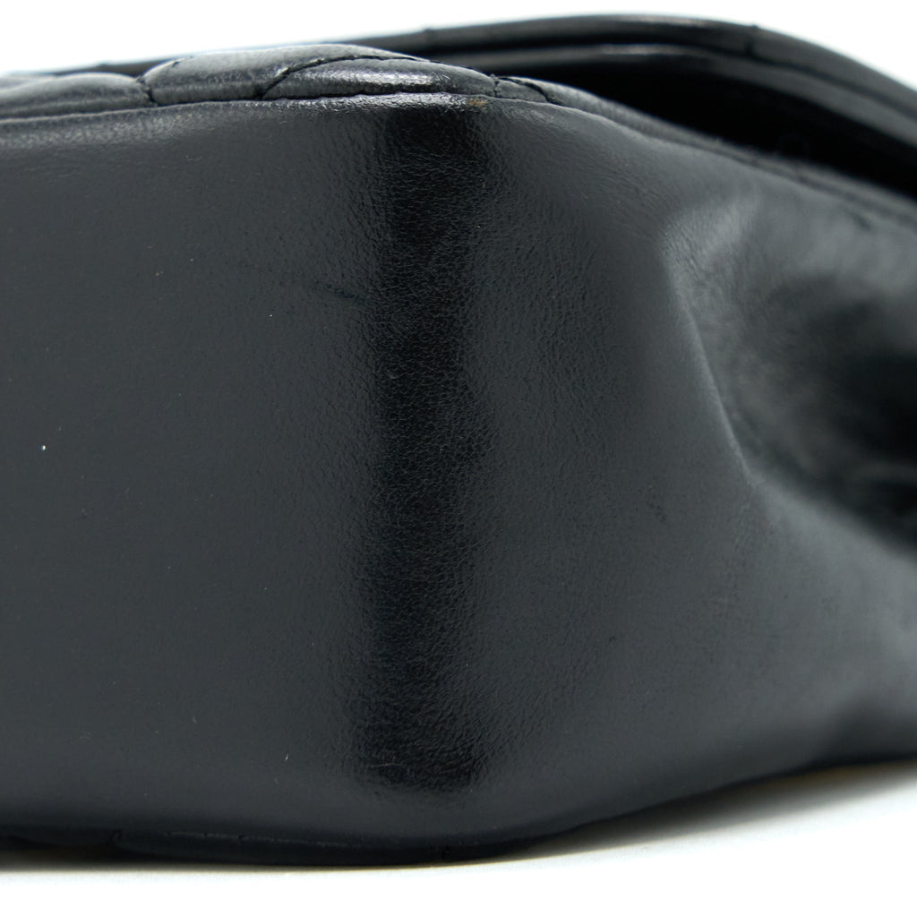 CHANEL VINTAGE MINI FLAP BAG LAMBSKIN BLACK GHW