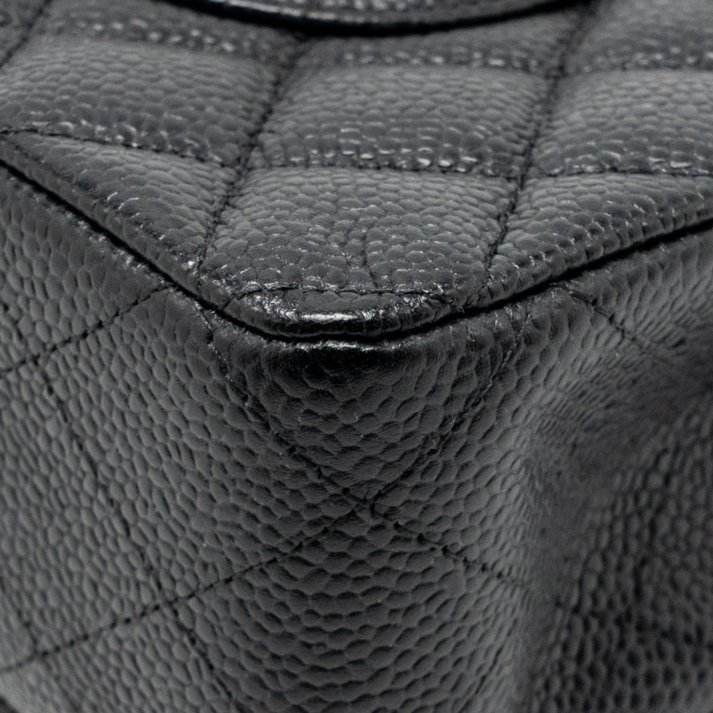 CHANEL MEDIUM CLASSIC DOUBLE FLAP BAG CAVIAR BLACK GHW