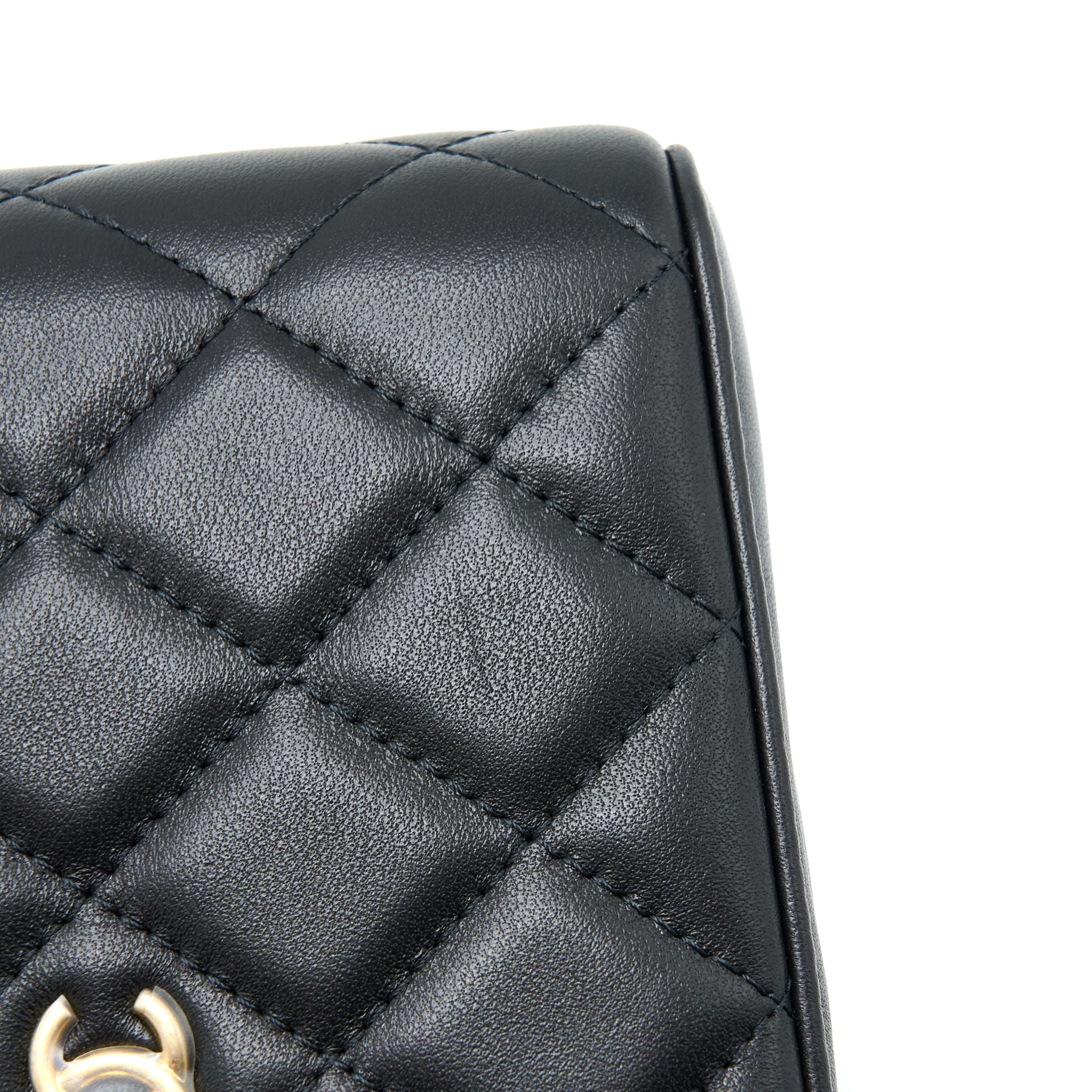 CHANEL PEARL CRUSH LONG VANITY LAMBSKIN BLACK BRUSHED GHW(MICROCHIP)
