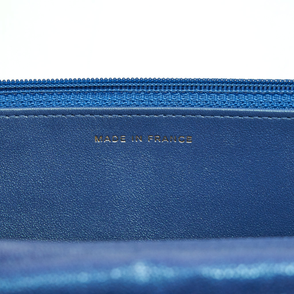 CHANEL CLASSIC WALLET ON CHAIN CAVIAR IRIDESCENT BLUE LGHW