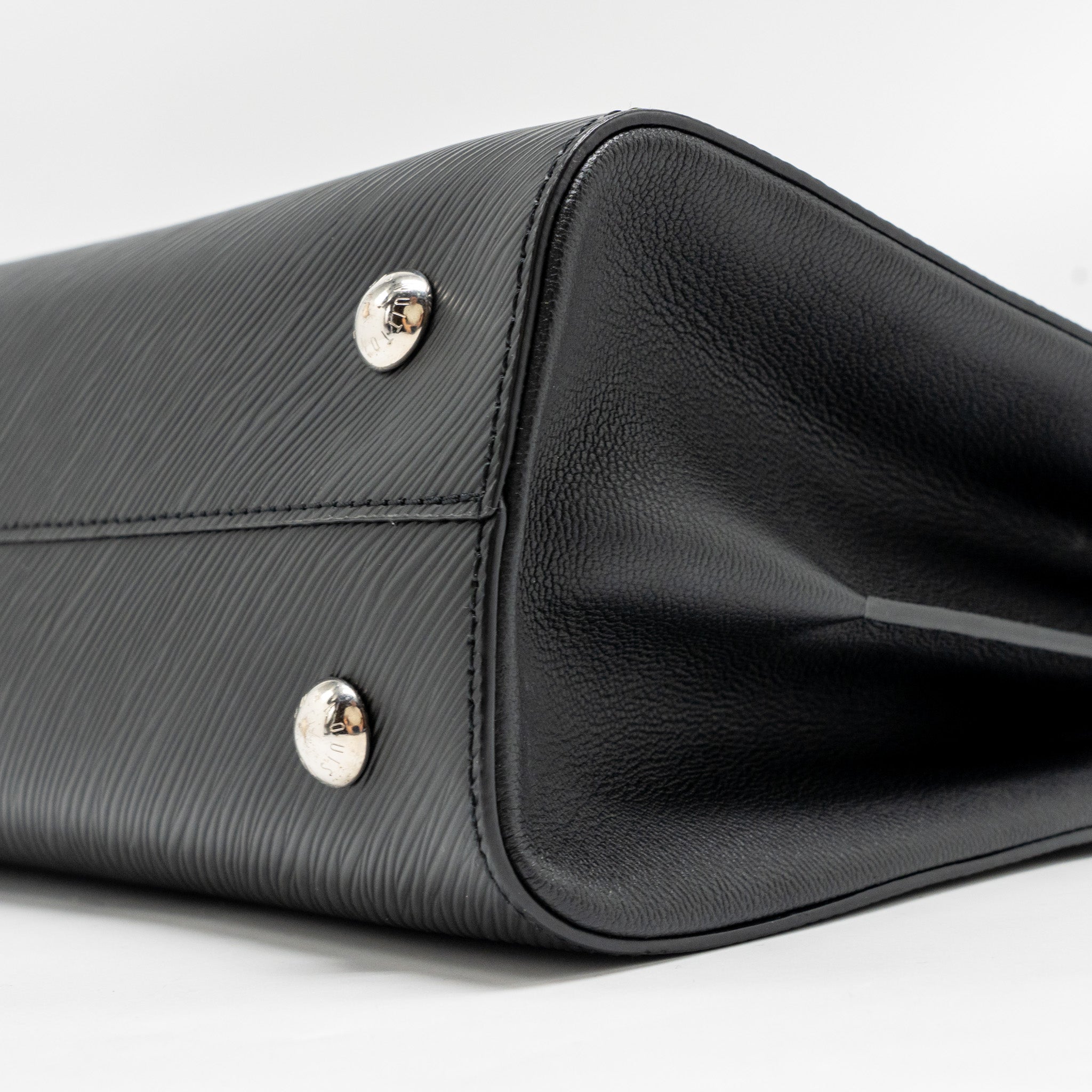 LOUIS VUITTON TWIST TOTE BAG EPI BLACK SHW