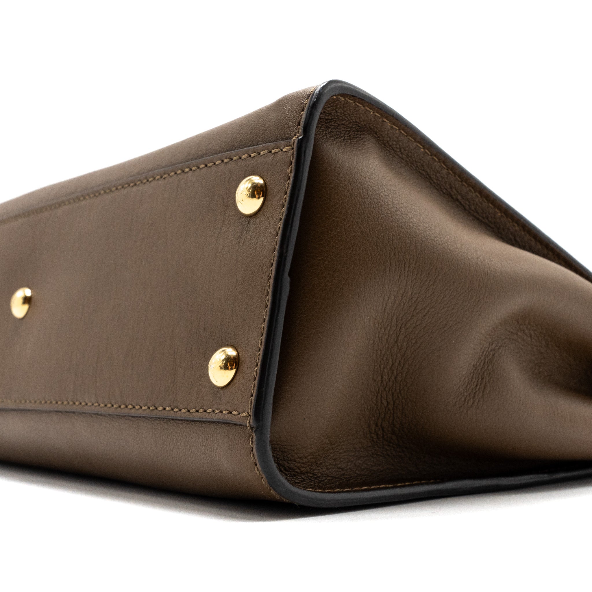 FENDI MEDIUM PEEKABOO BAG CALFSKIN TOBACO GHW