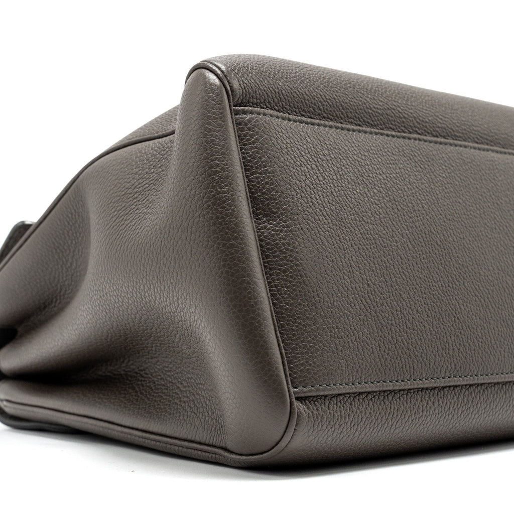 CELINE MEDIUM SOFT 16 BAG GRAINED CALFSKIN GREY GHW
