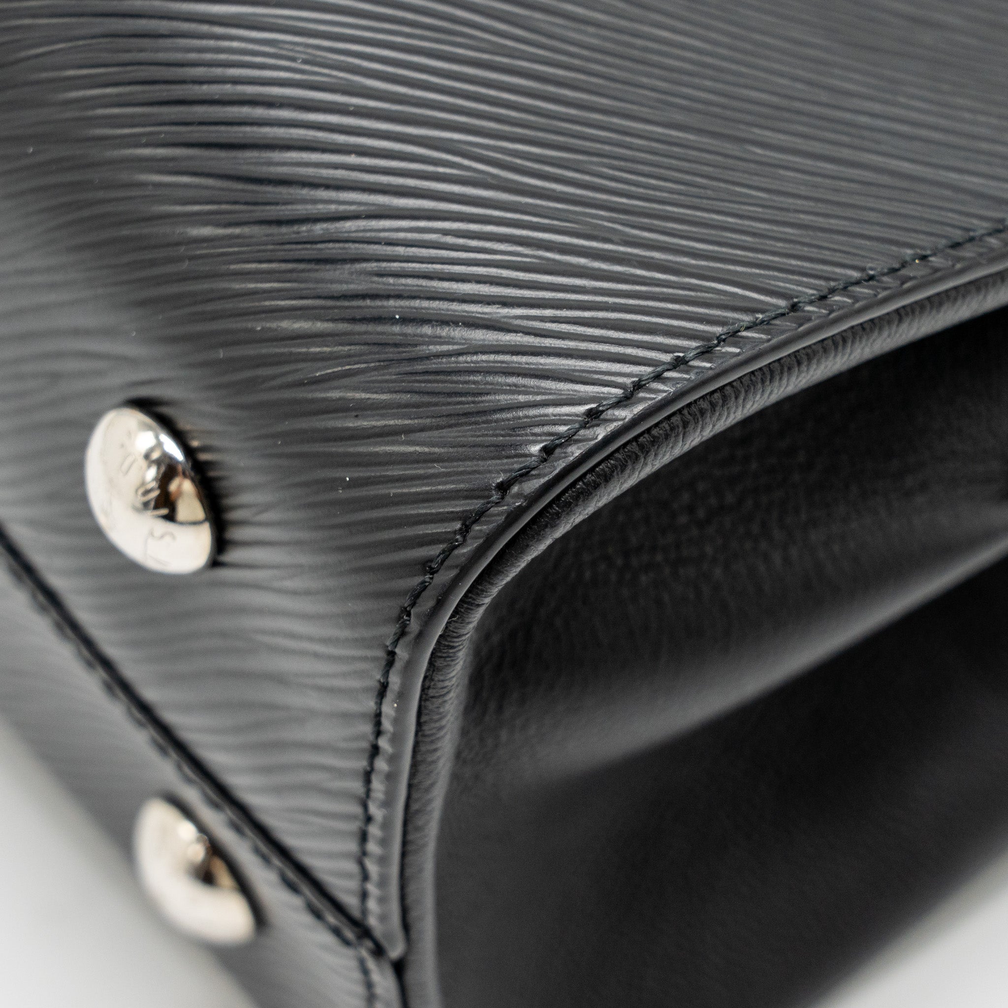 LOUIS VUITTON TWIST TOTE BAG EPI BLACK SHW