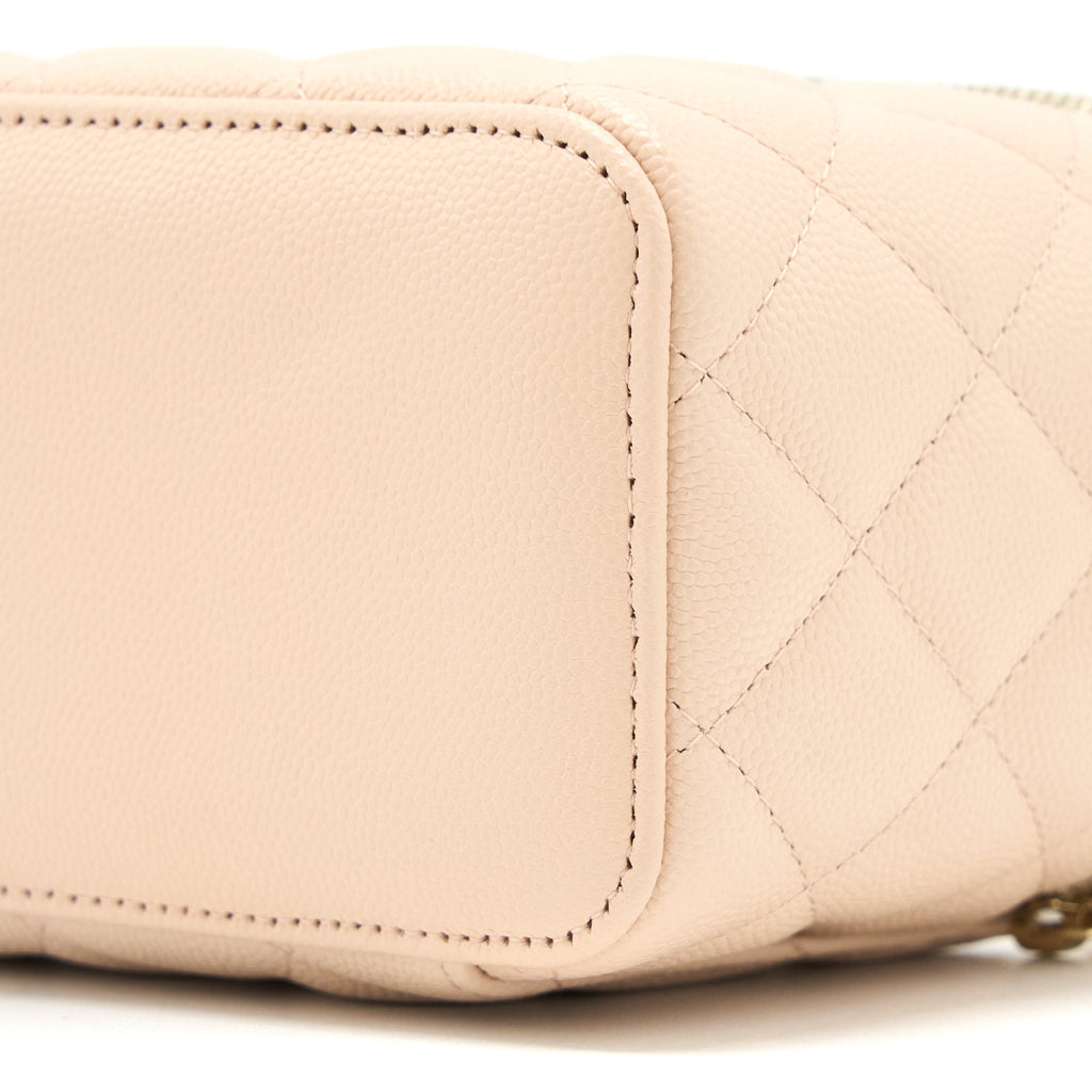 CHANEL LONG VANITY CASE CAVIAR LIGHT PINK LGHW