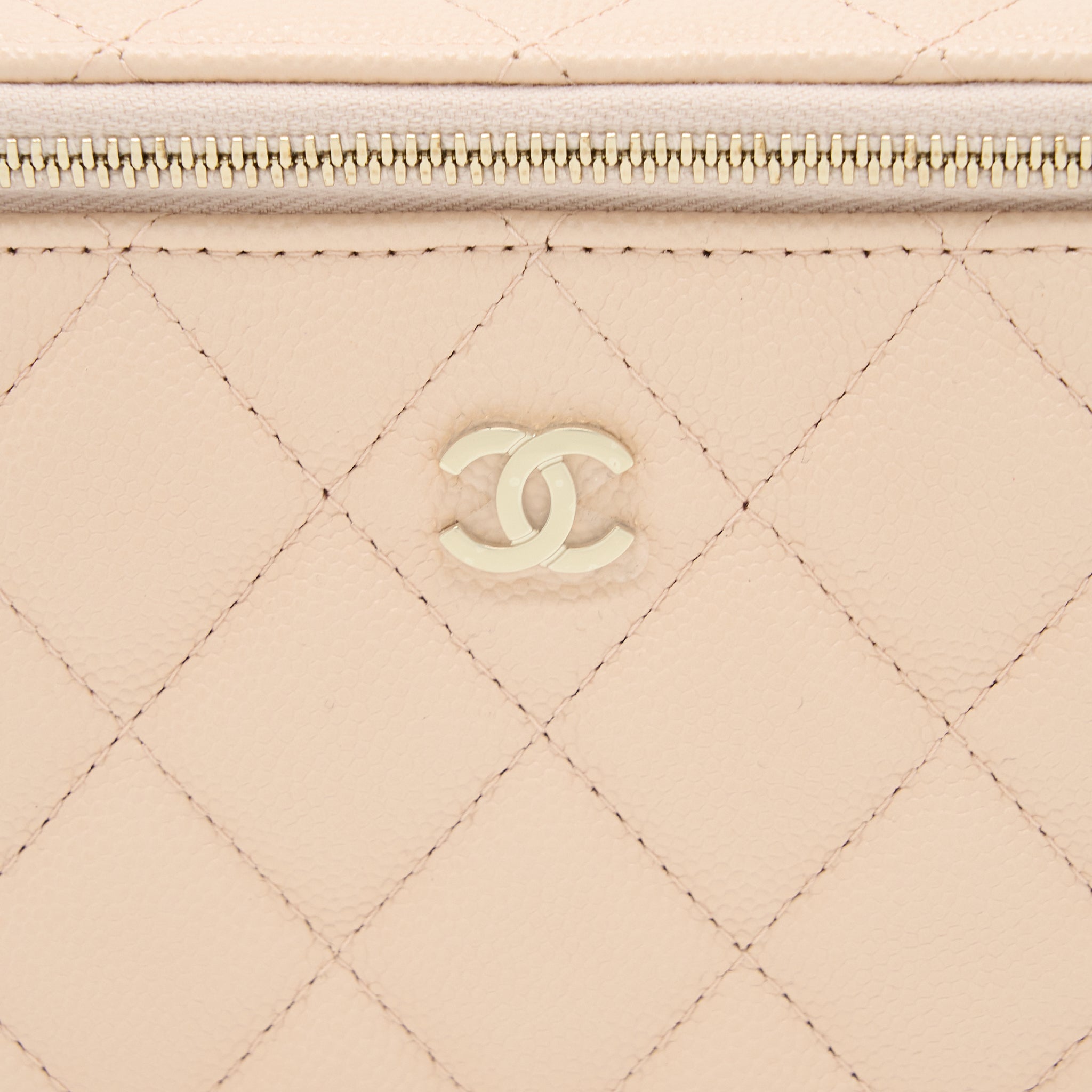 CHANEL LONG VANITY CASE CAVIAR LIGHT PINK LGHW