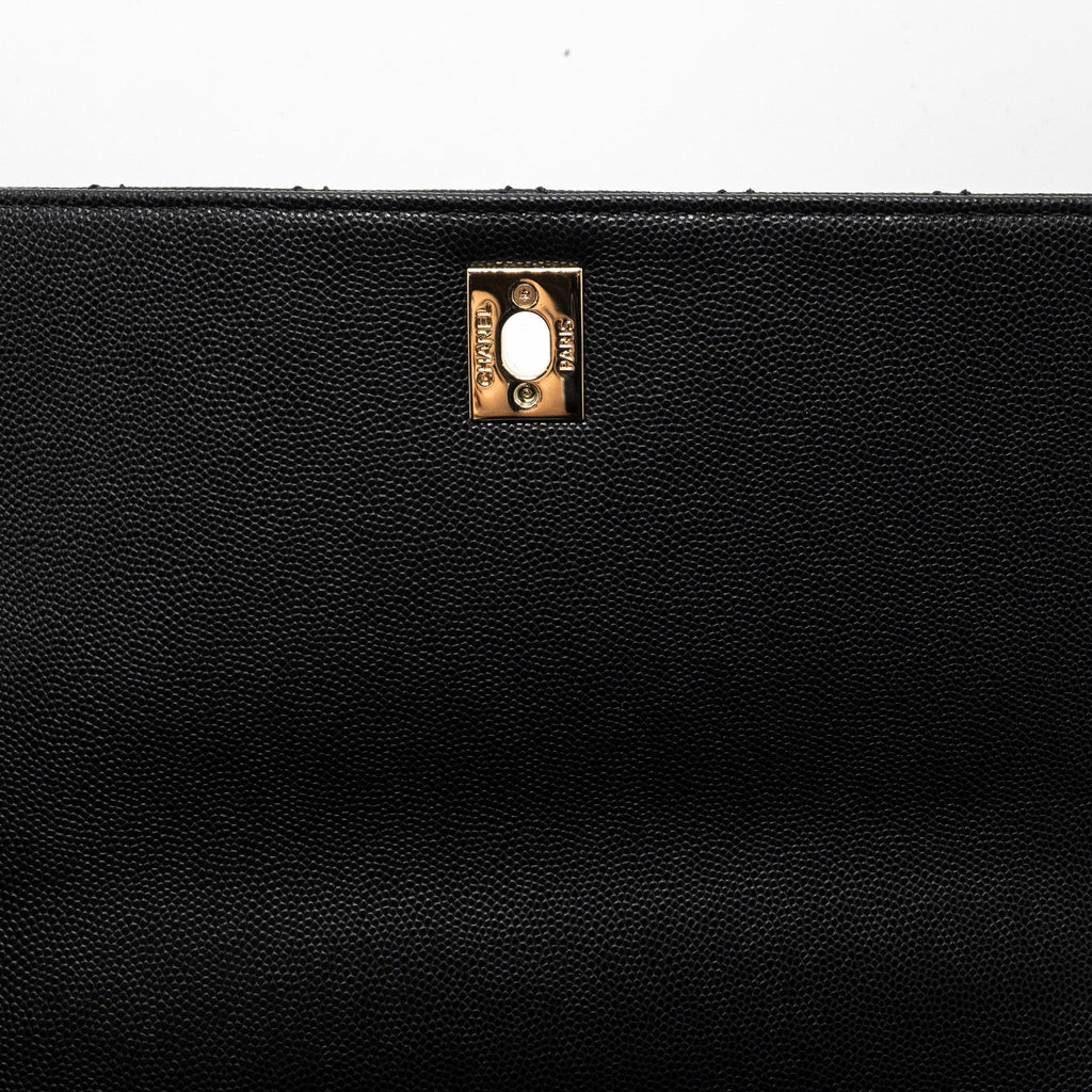 CHANEL MEDIUM COCO HANDLE LIZARD EMBOSSED HANDLE CAVIAR BLACK LGHW (MICROCHIP)