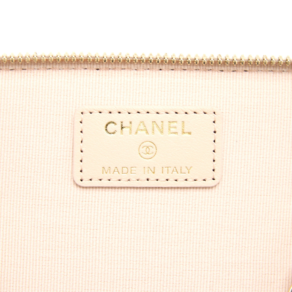 CHANEL LONG VANITY CASE CAVIAR LIGHT PINK LGHW