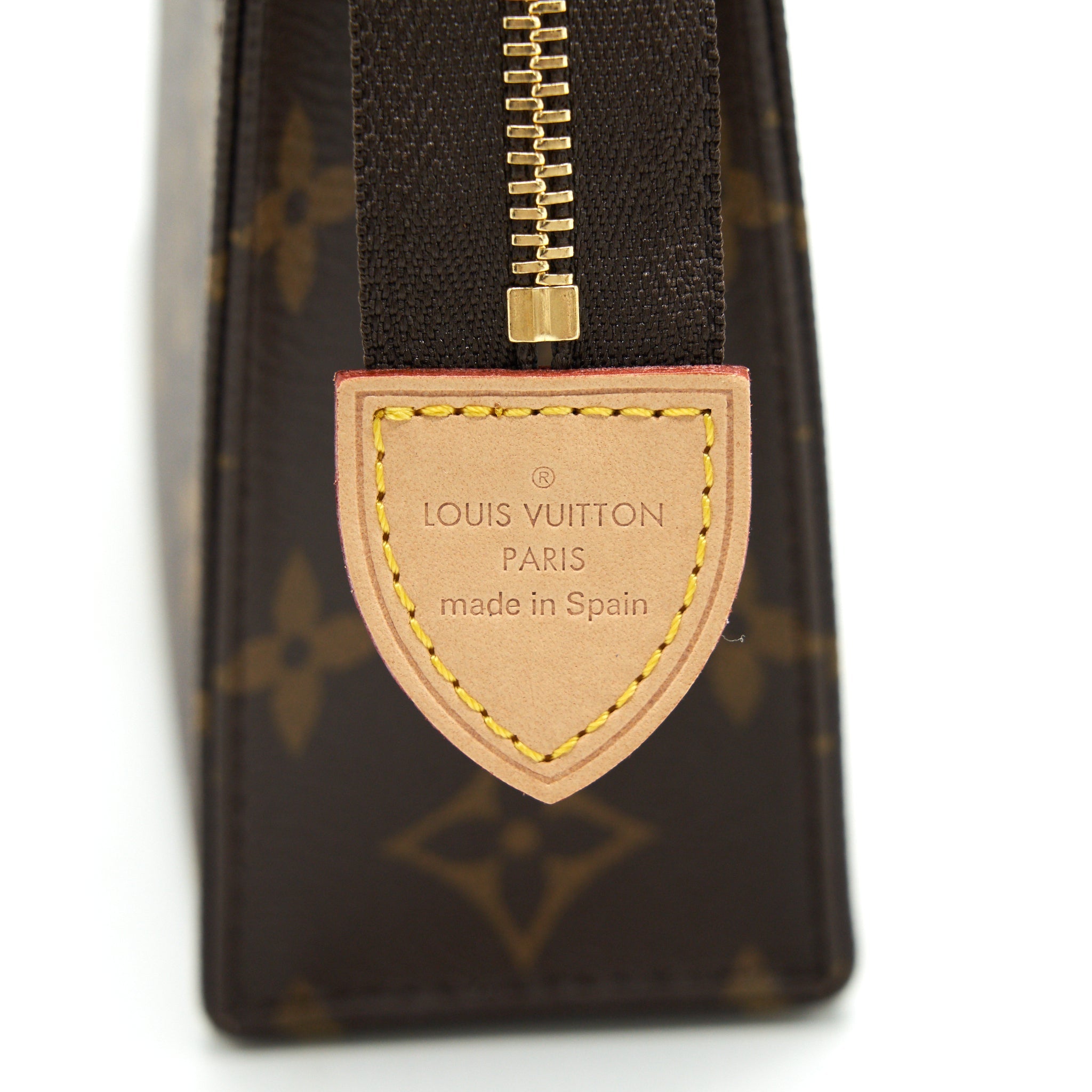 LOUIS VUITTON TOILETRY POCHETTE 19 MONOGRAM CANVAS