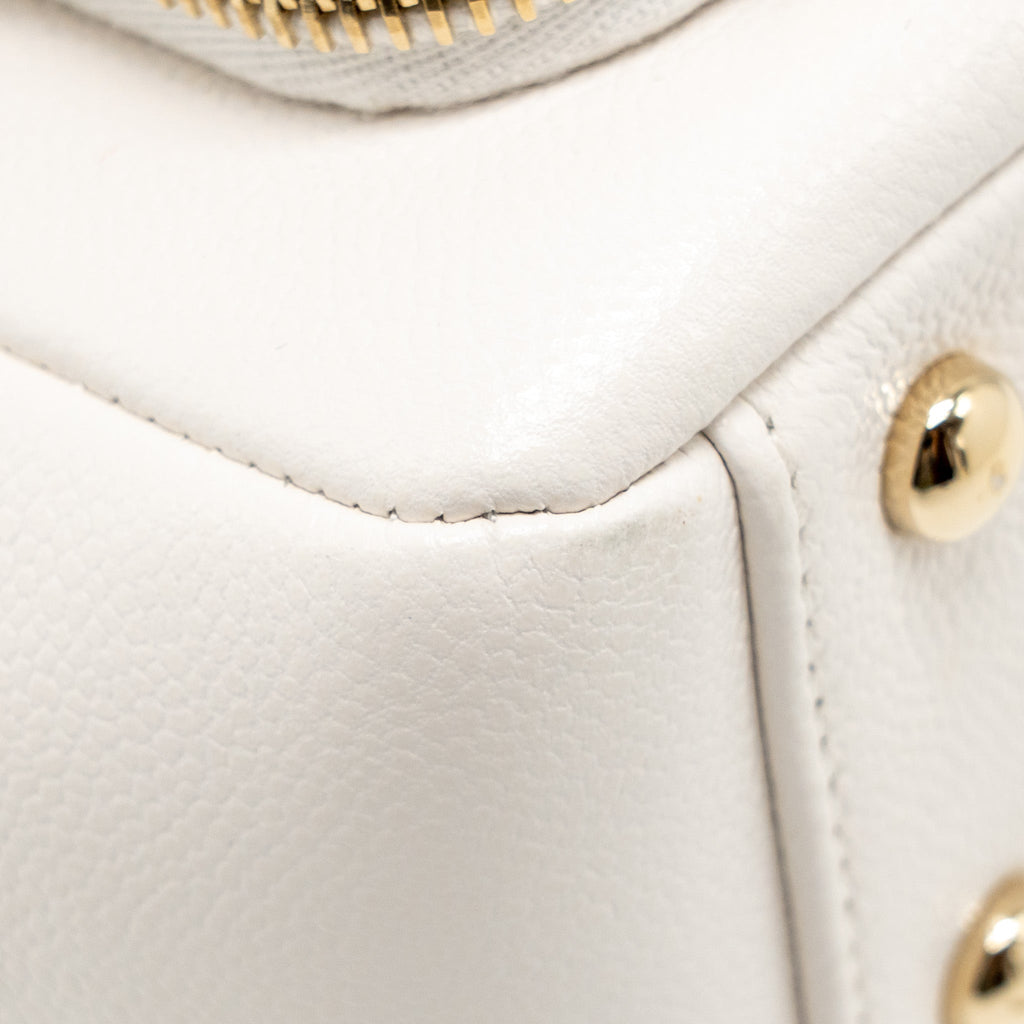 CHANEL MEDIUM BUSINESS AFFINITY CAVIAR WHITE LGHW