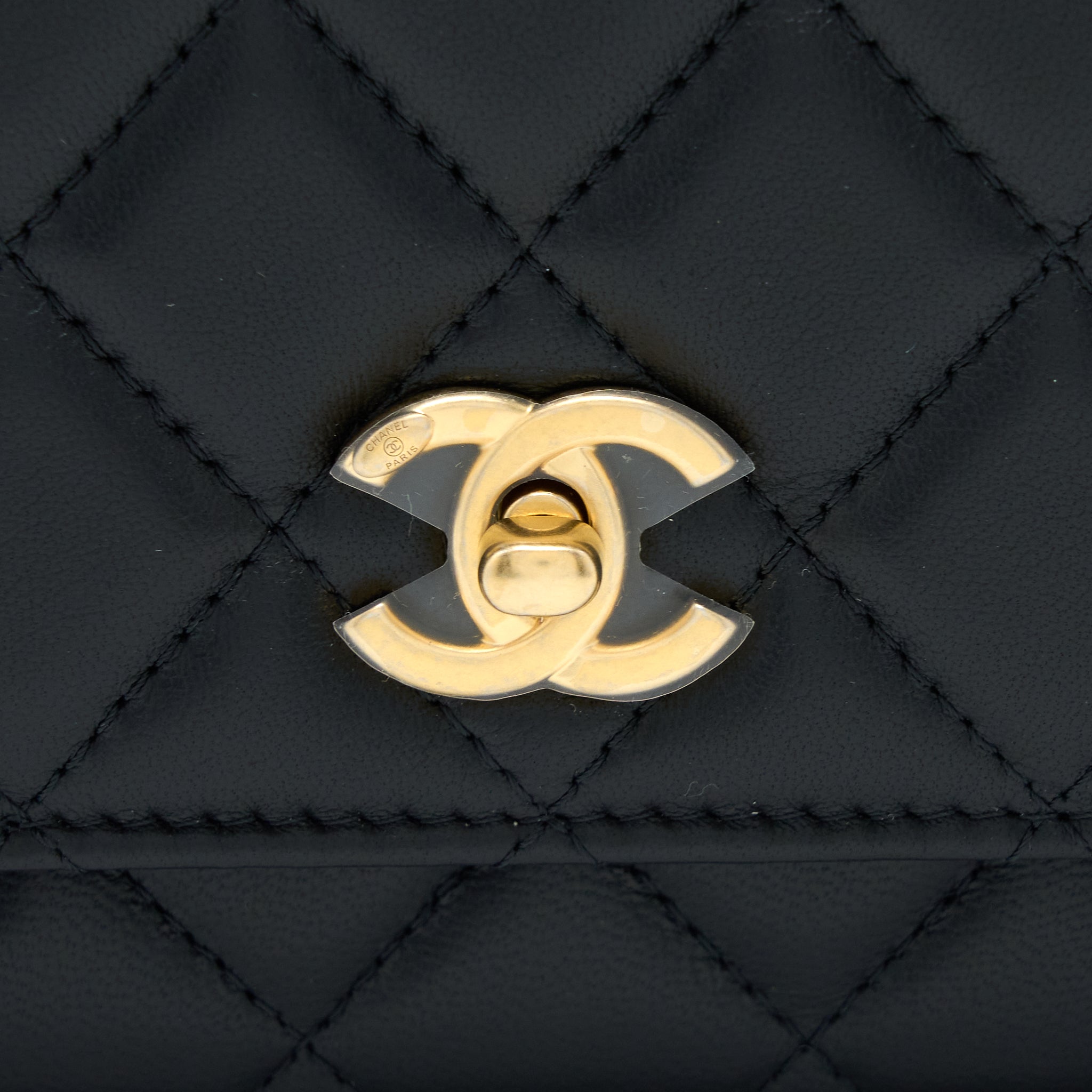 CHANEL PEARL CRUSH WALLET ON CHAIN LAMBSKIN BLACK GHW (MICROCHIP)