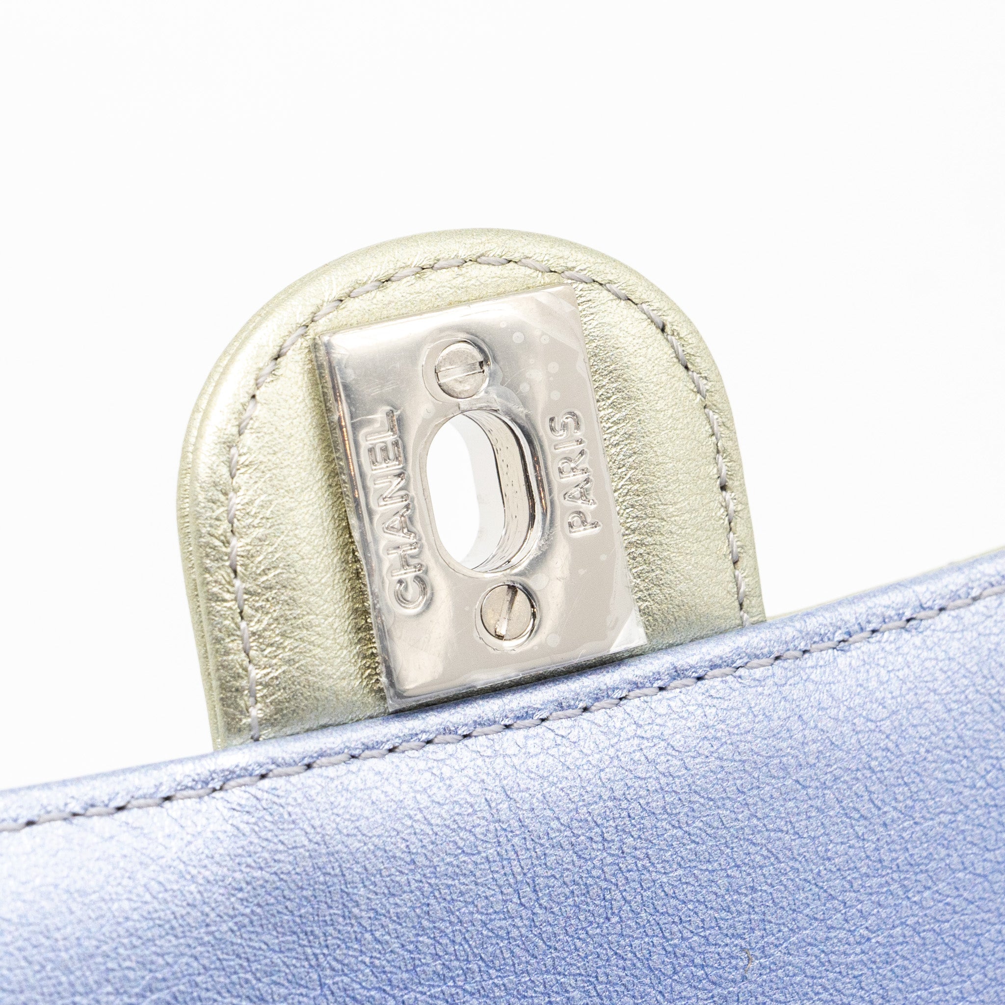 CHANEL CLUTCH CALFSKIN IRIDESCENT MULTICOLOUR WITH MULTICOLOUR AND SILVER HARDWARE (MICROCHIP)