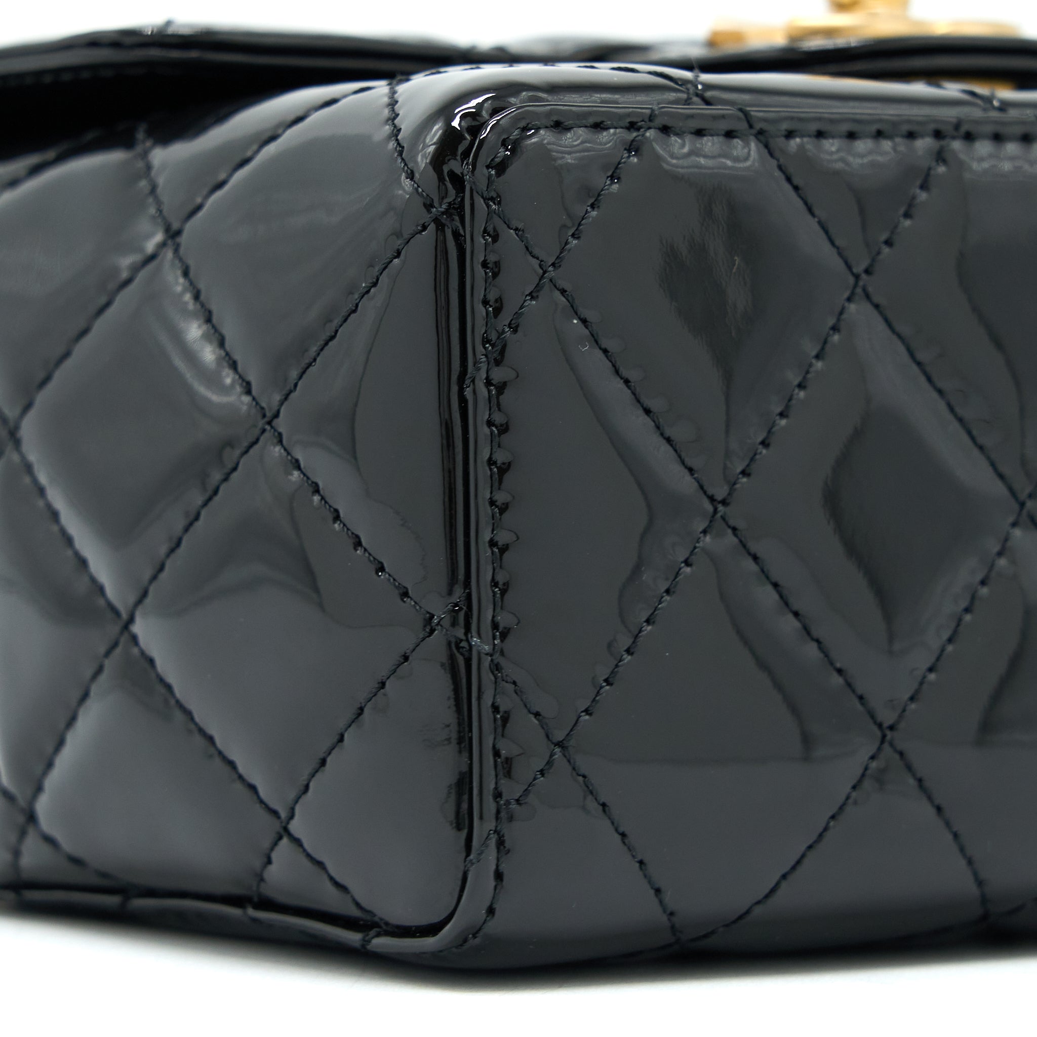 CHANEL 22K RETRO CLASSIC NEW SQUARE MINI FLAP BAG PATENT BLACK BRUSHED GHW (MICROCHIP)