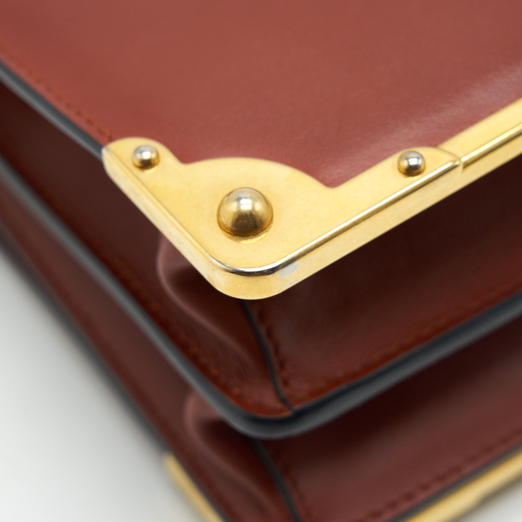PRADA LEATHER CASHIER BAG BURGUNDY/ BLACK GHW