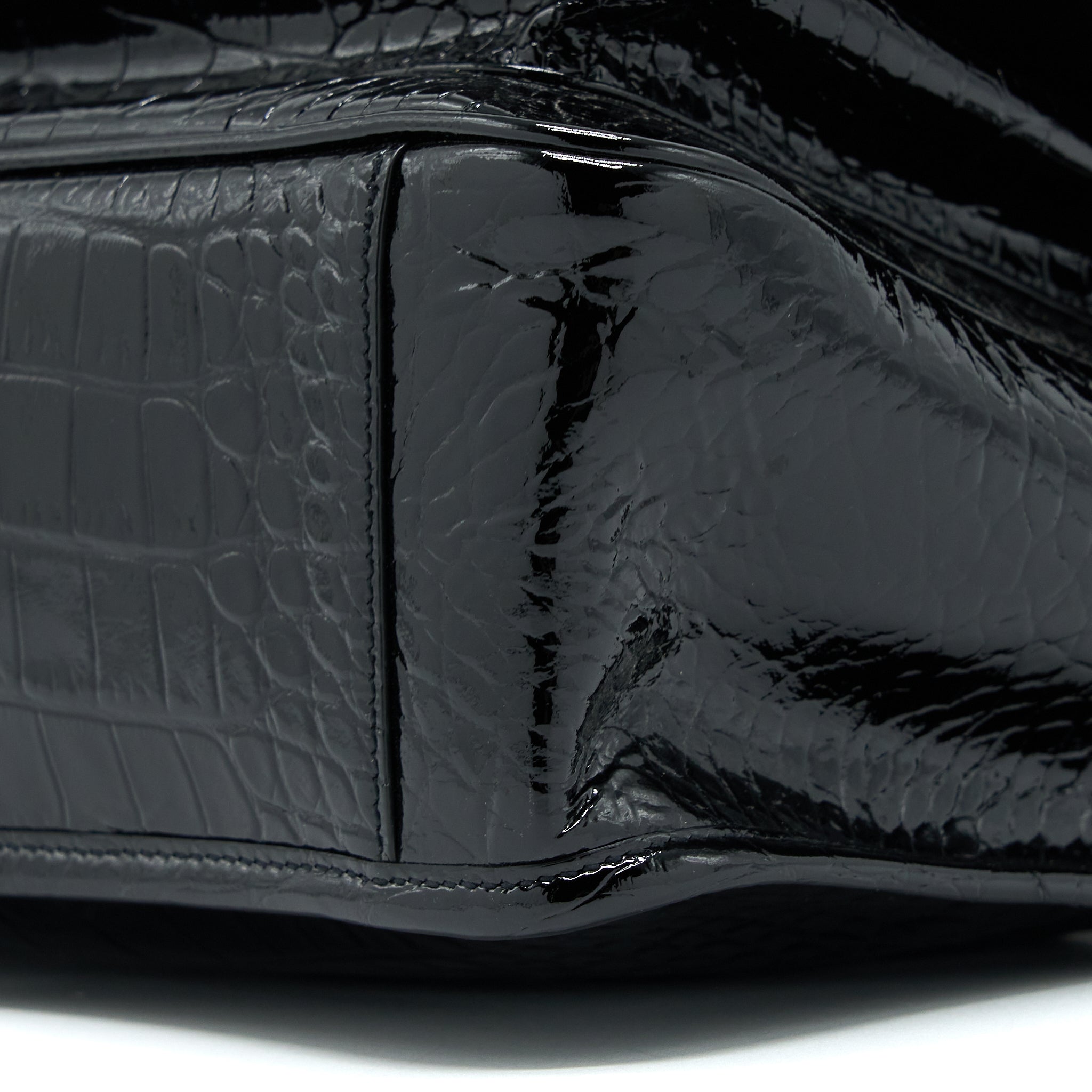 SAINT LAURENT MEDIUM NIKI CHAIN BAG PATENT BLACK SHW