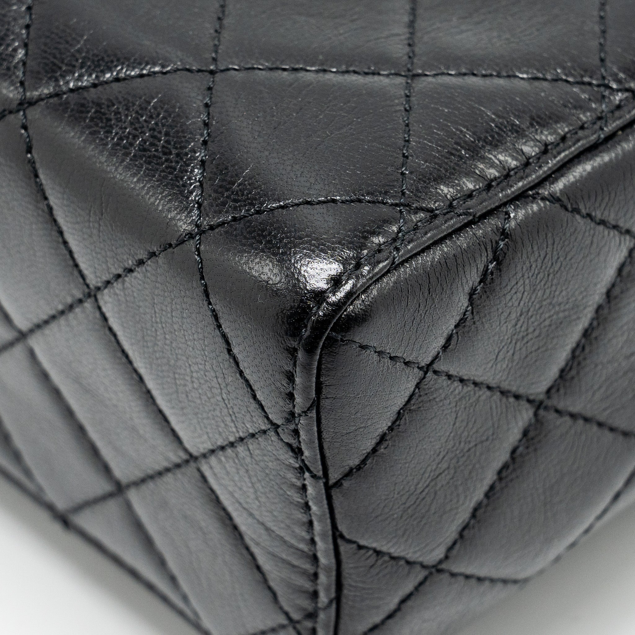 CHANEL 22K RETRO CLASSIC NEW SQUARE LARGE FLAP BAG GOATSKIN BLACK GHW (MICROCHIP)