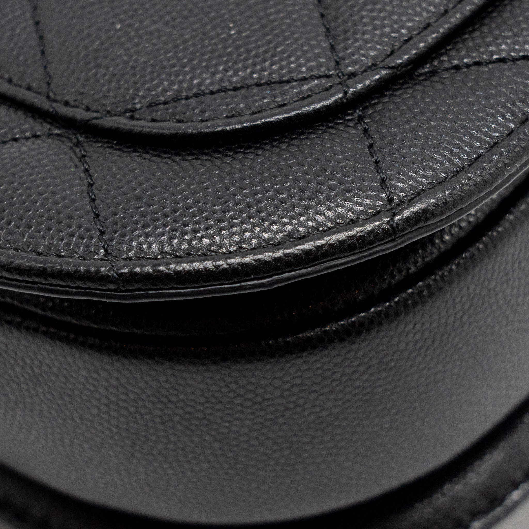 CHANEL 22B ROUND MESSENGER BAG CAVIAR BLACK GHW (MICROCHIP)