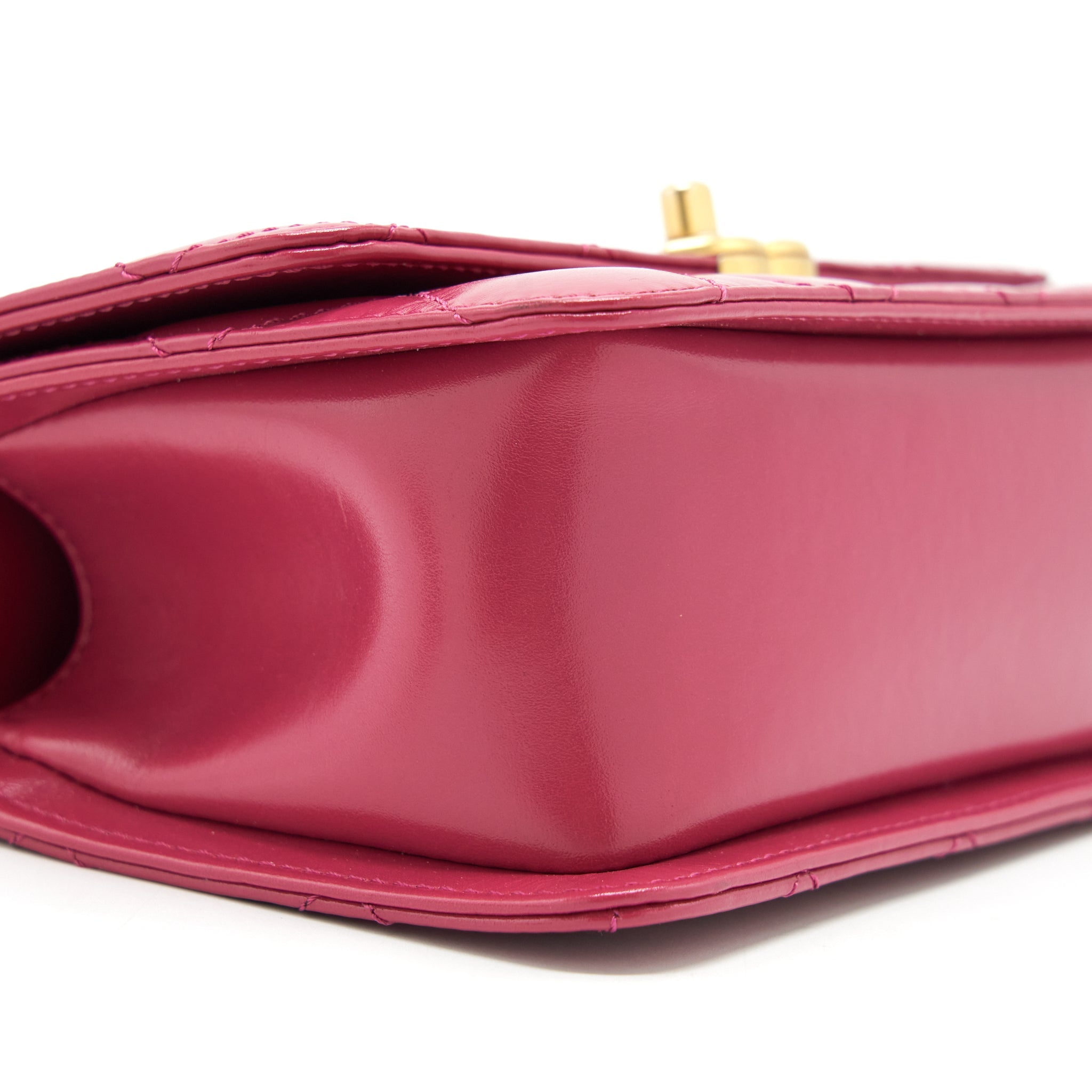 CHANEL 21A SMALL GOLD CRUSH FLAP BAG WITH CHAIN CALFSKIN RASPBERRY PINK GHW (MICROCHIP)