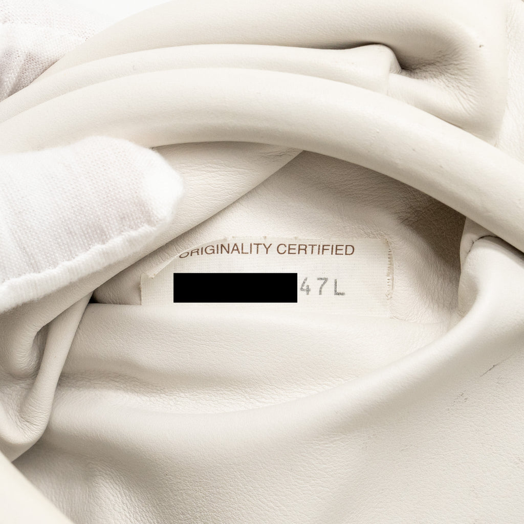 BOTTEGA VENETA THE BELT CHAIN POUCH BAG CALFSKIN WHITE GHW