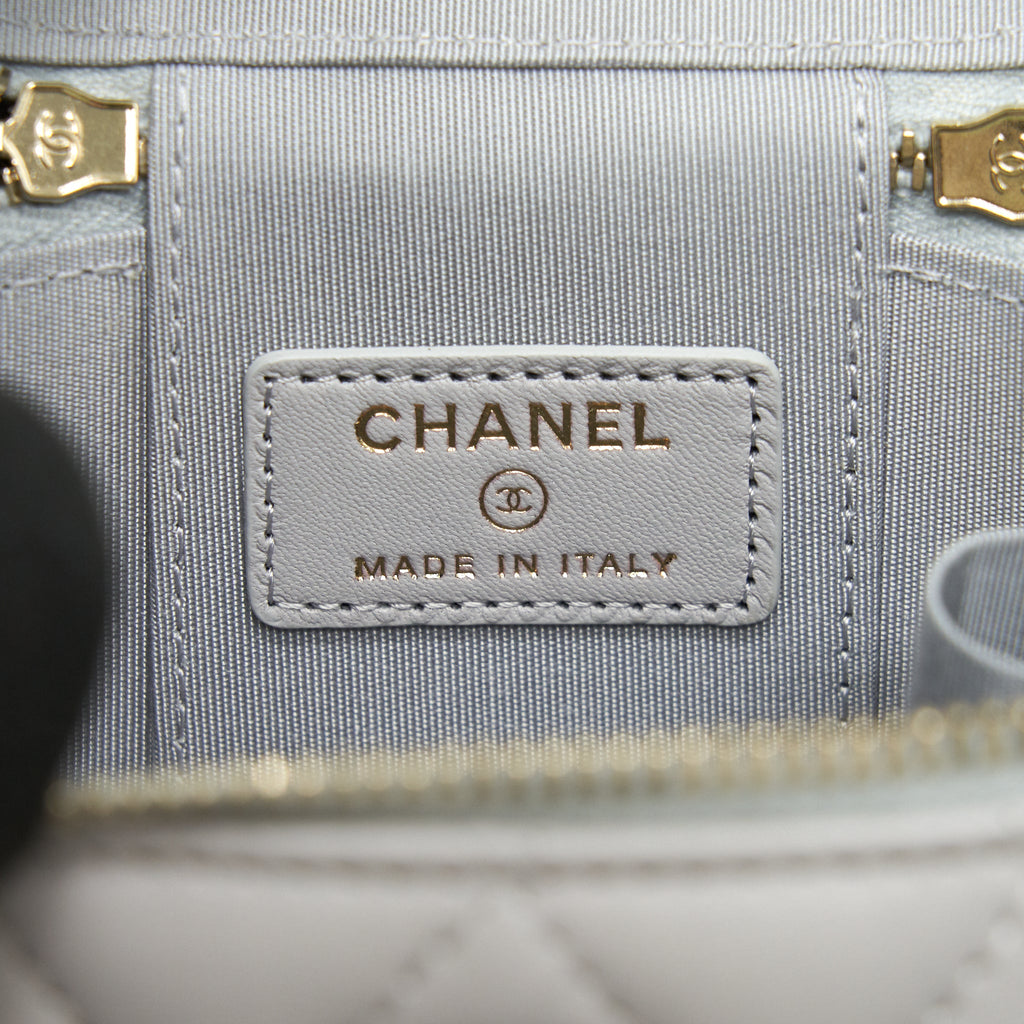 CHANEL 21A SMALL HANDLE VANITY WITH CHAIN GREY WITH GHW