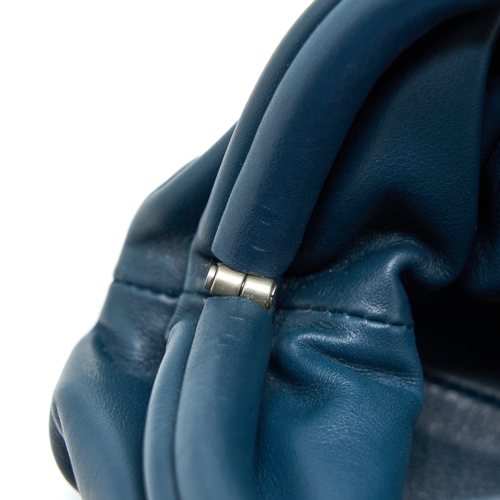BOTTEGA VENETA MINI POUCH CALFSKIN DARK BLUE SHW