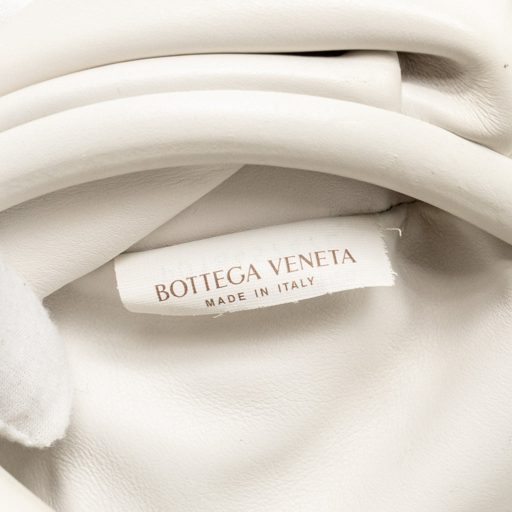 BOTTEGA VENETA THE BELT CHAIN POUCH BAG CALFSKIN WHITE GHW