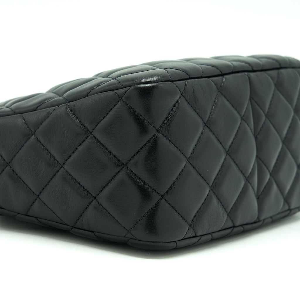CHANEL 22S PEARL CRUSH HOBO BAG LAMBSKIN BLACK GHW (MICROCHIP)