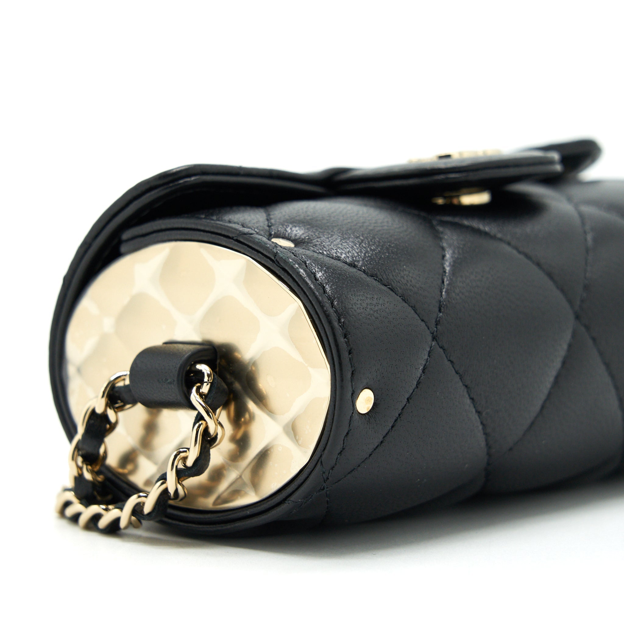 CHANEL 21A LIPSTICK MINI BAG WITH CHAIN BLACK GHW