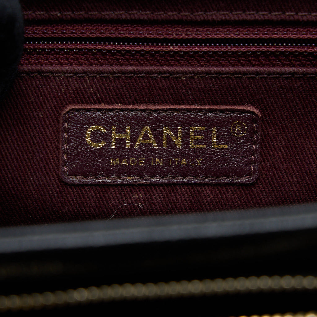 CHANEL SMALL BUSINESS AFFINITY CAVIAR BLACK LGHW (MICROCHIP)