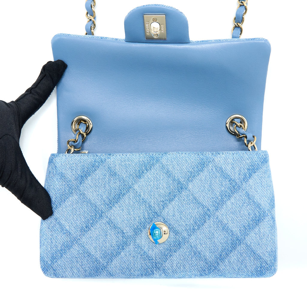 CHANEL 22B MINI RECTANGULAR DENIM LIGHT BLUE LGHW (MICROCHIP)
