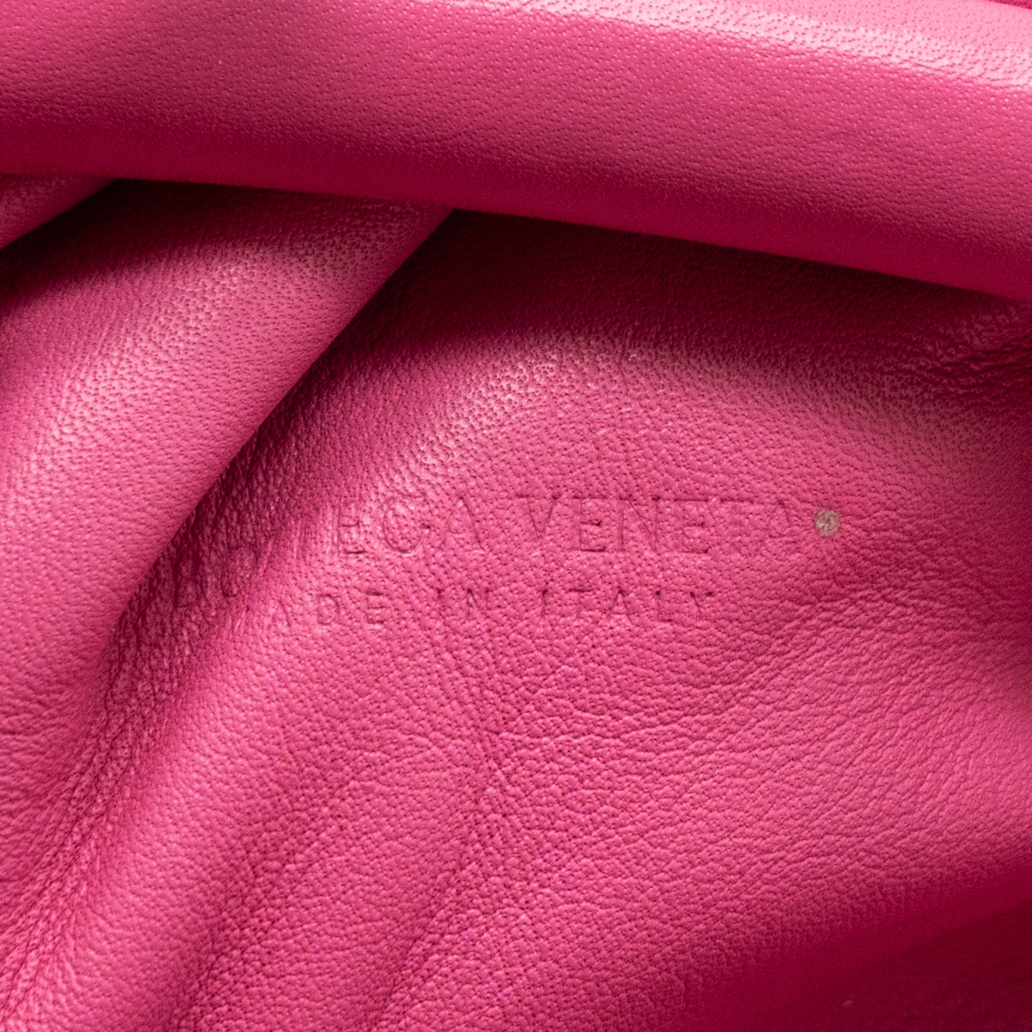 BOTTEGA VENETA MINI POUCH CALFSKIN PINK SHW
