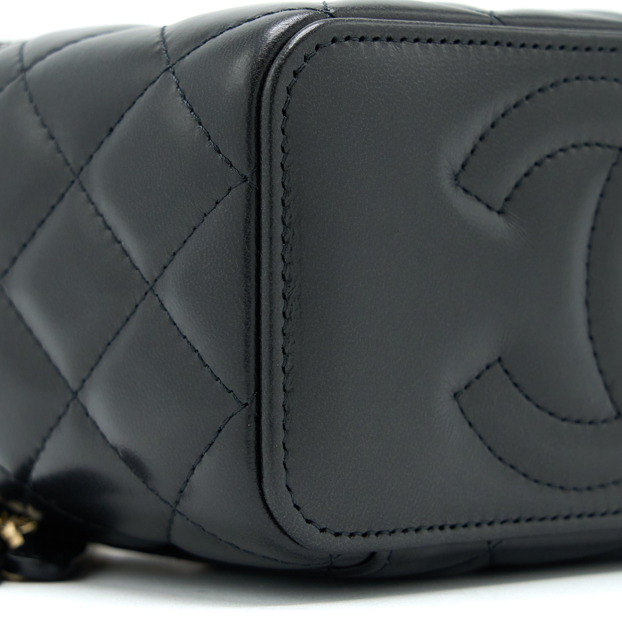 CHANEL 22K GOLD PILLAR ADJUSTABLE CHAIN LONG VANITY LAMBSKIN BLACK GHW