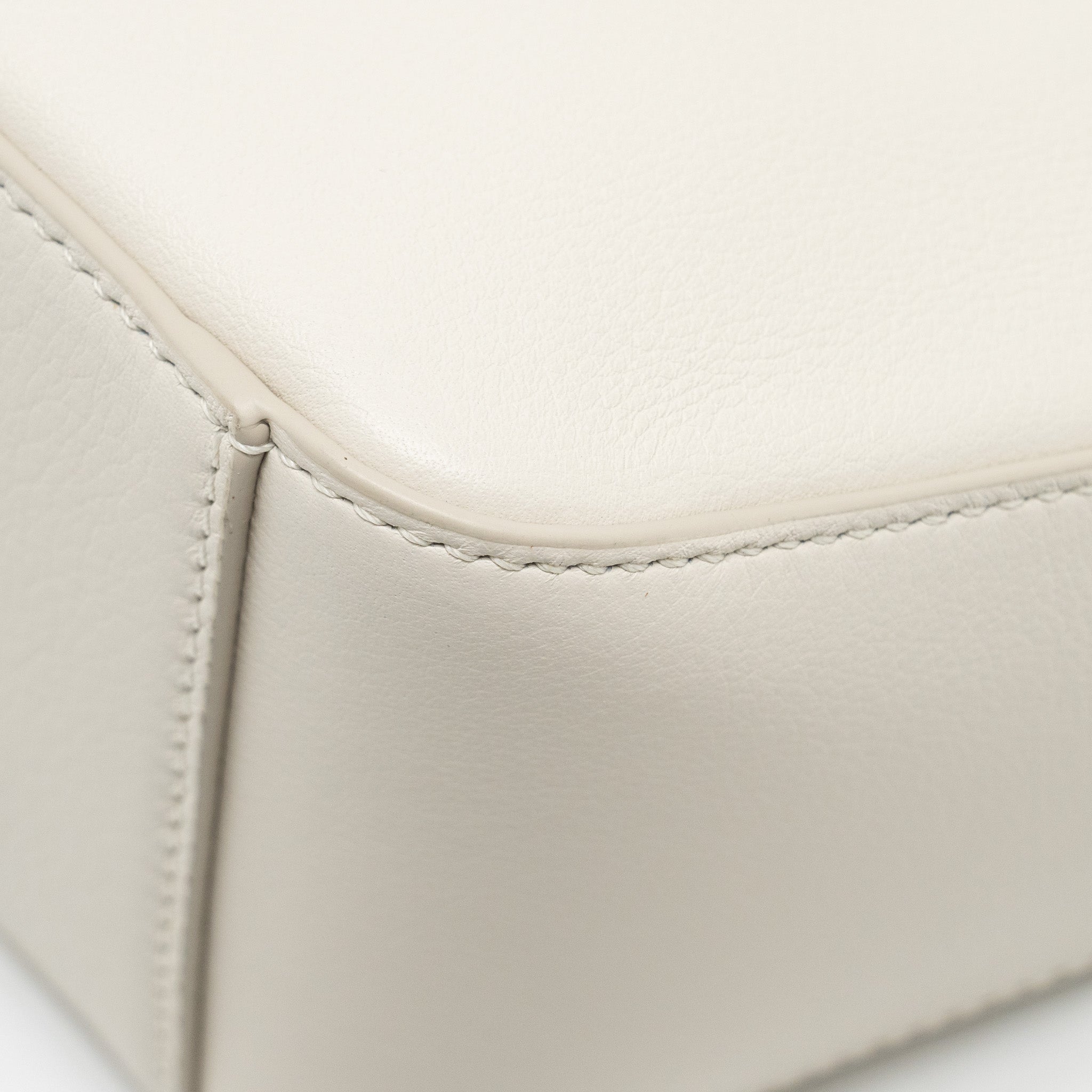LOEWE MINI HAMMOCK HOBO CLASSIC CALFSKIN WHITE SHW