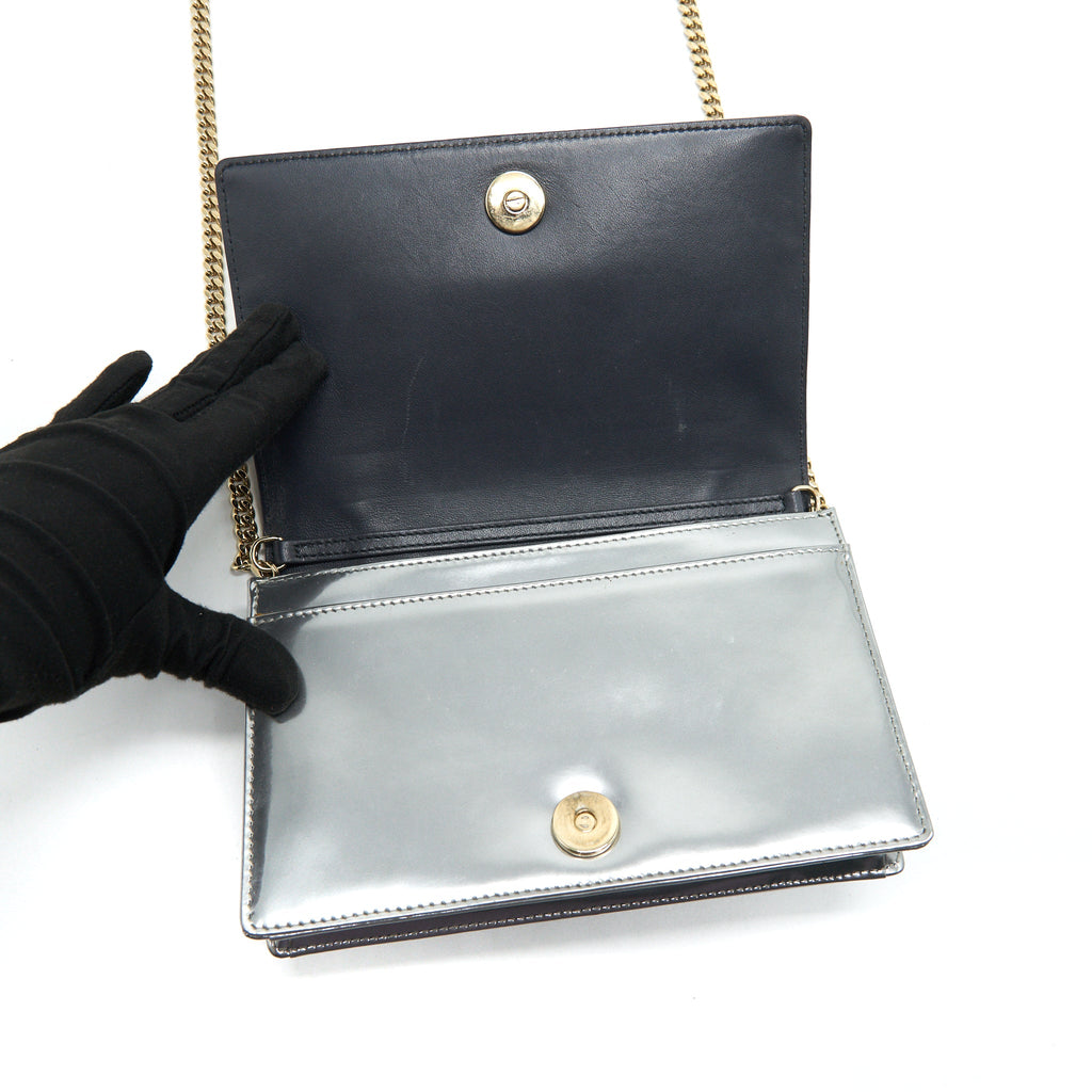 DIOR DIORAMA WALLET ON CHAIN METALLIC SILVER GHW