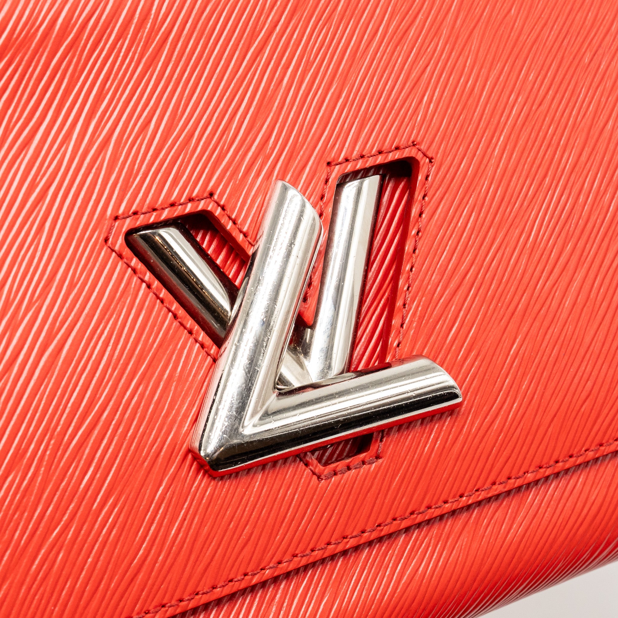 LOUIS VUITTON TWIST MM EPI LEATHER RED SHW